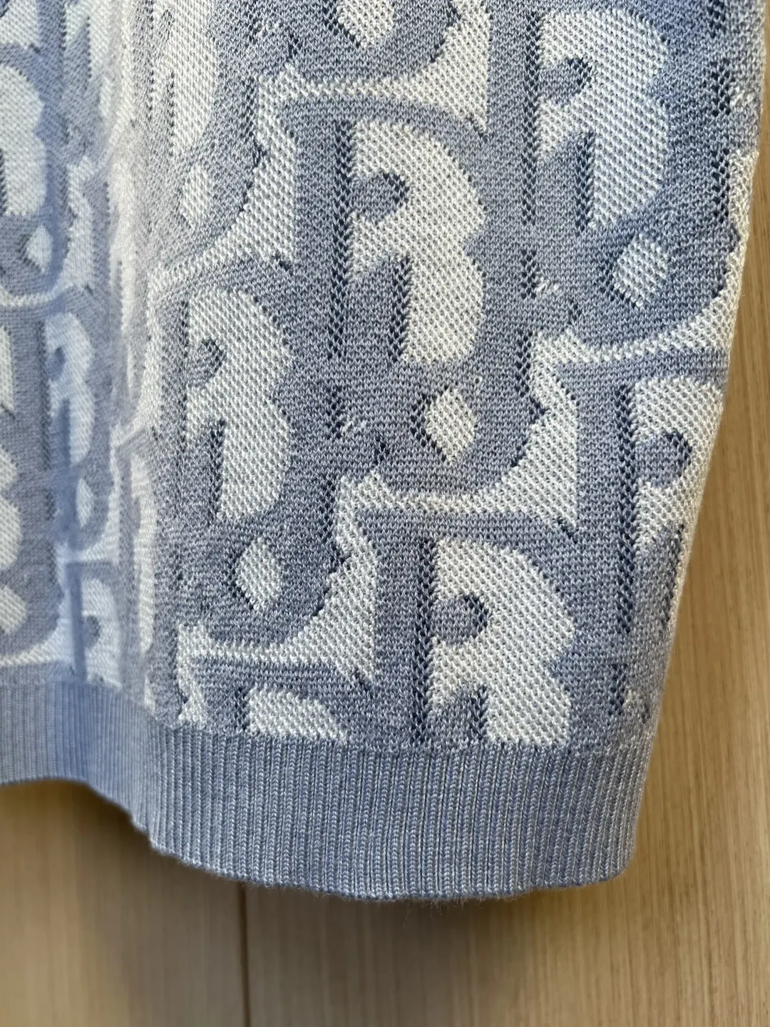Oblique Jacquard Knit T-Shirt D27020554 — view 8