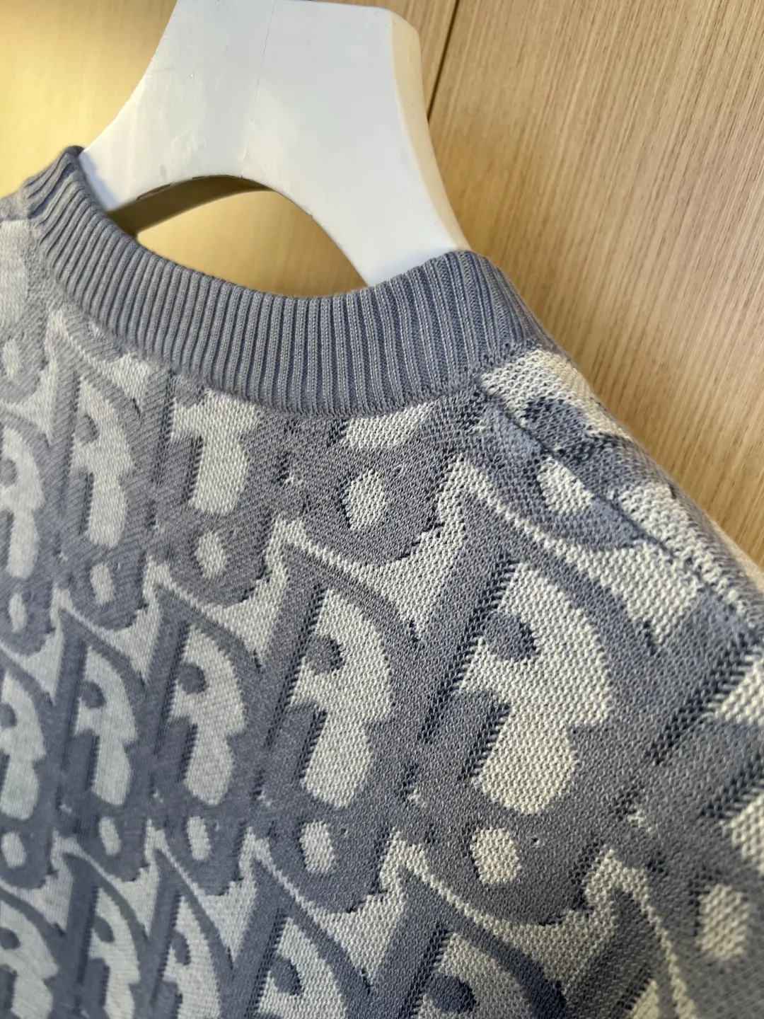 Oblique Jacquard Knit T-Shirt D27020554 — view 9