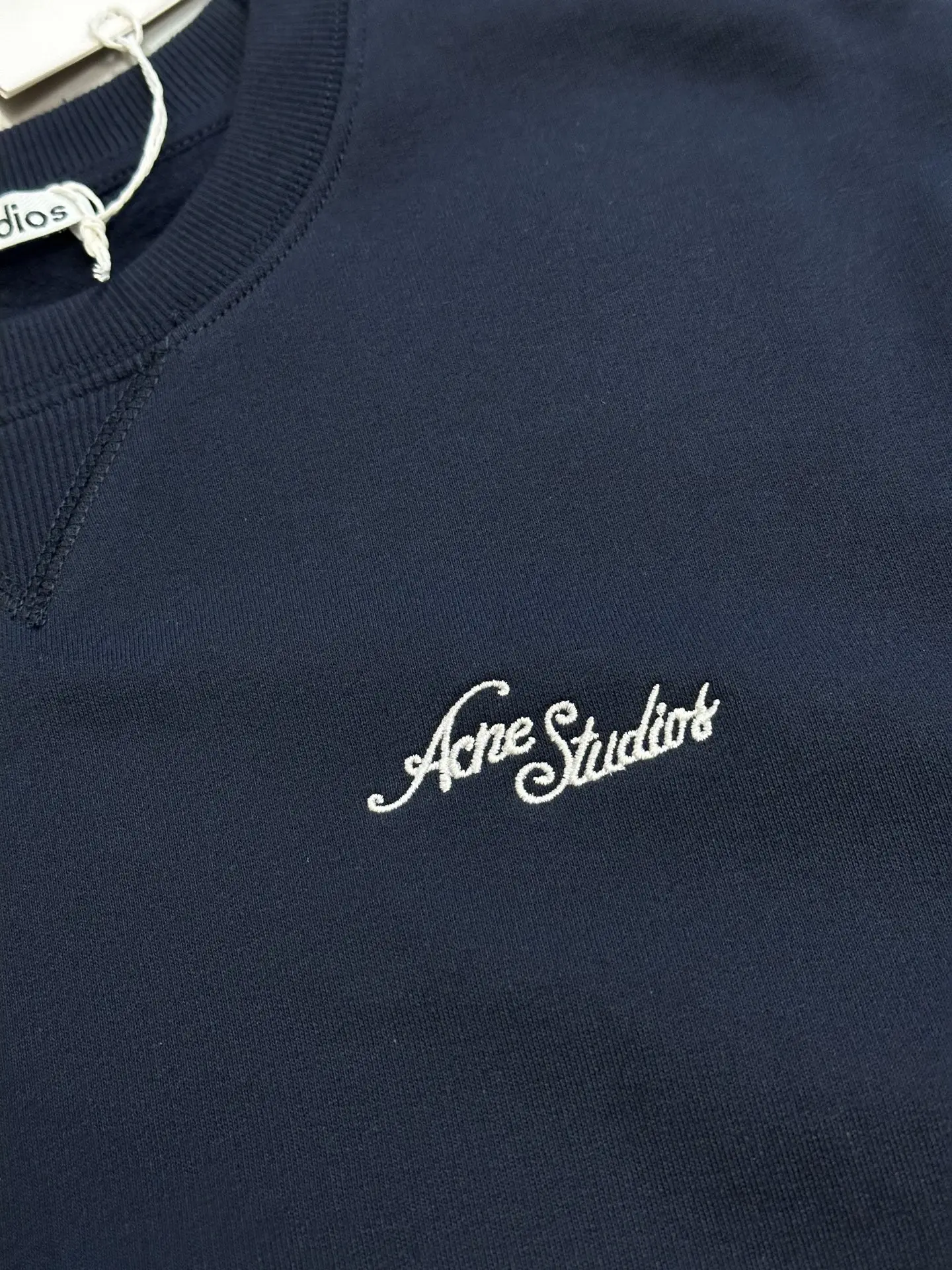 Logo-Embroidered Fleece-Back Sweatshirt D27518793 — view 6