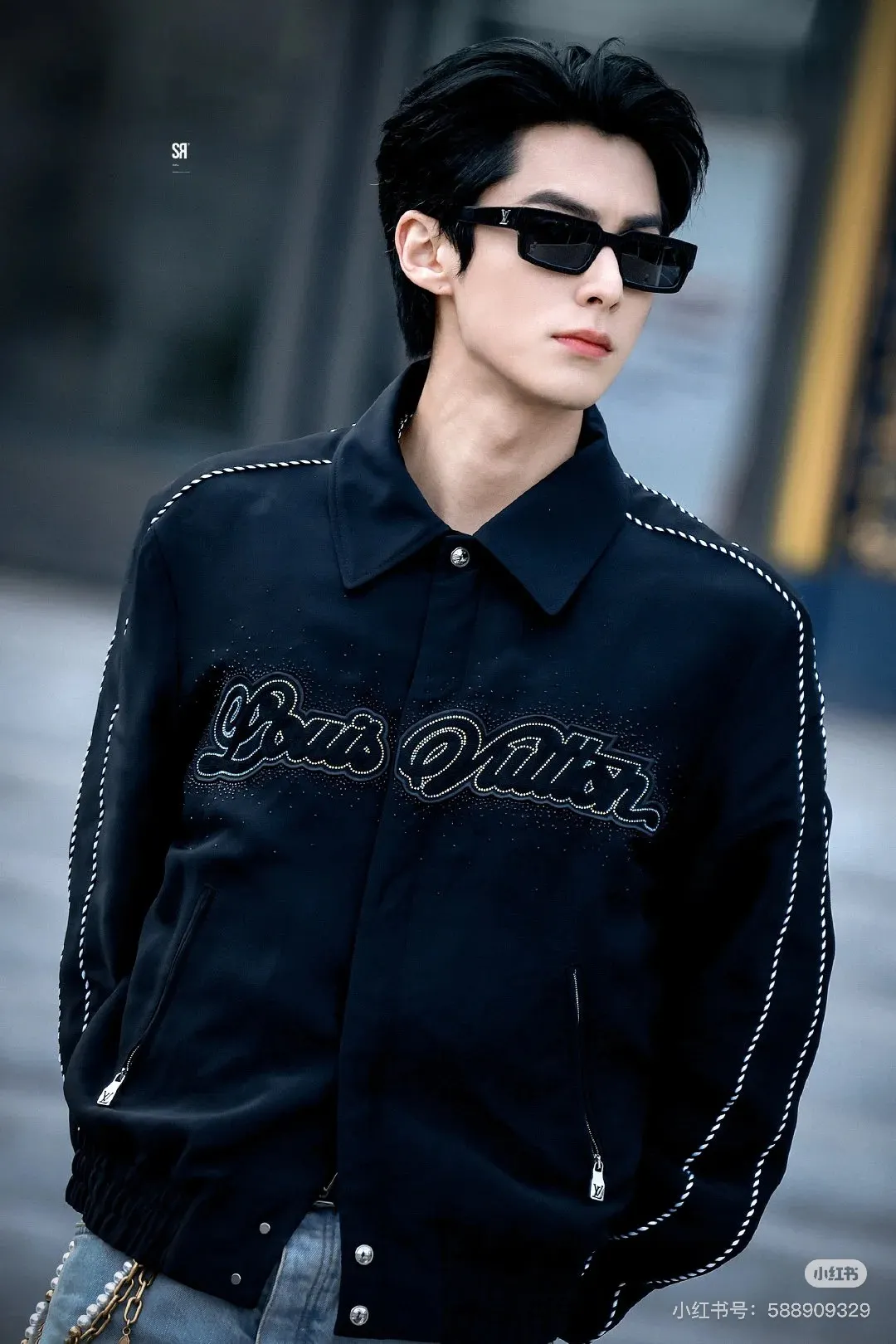 Embellished Logo Padded Bomber Jacket D27513863