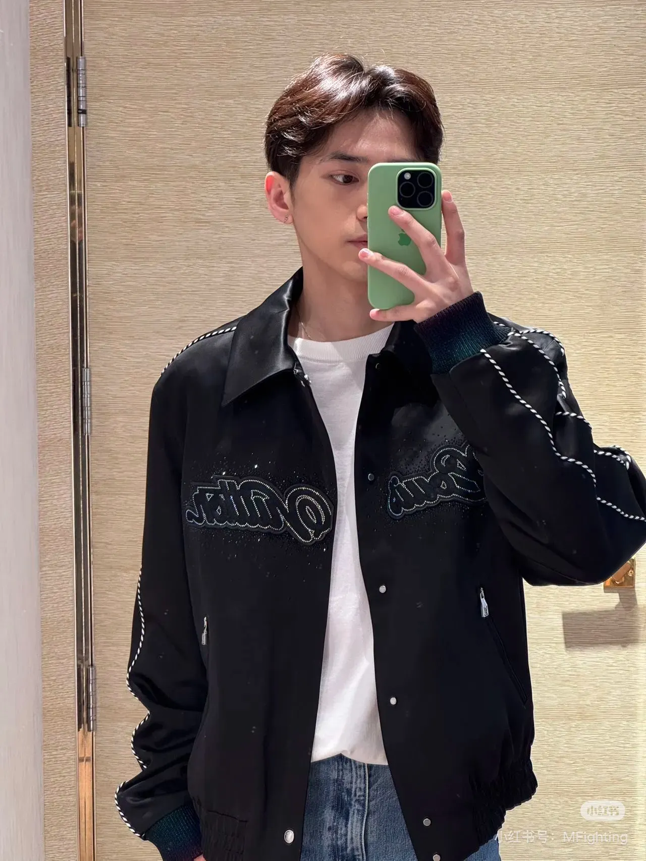 Embellished Logo Padded Bomber Jacket D27513863 — view 4