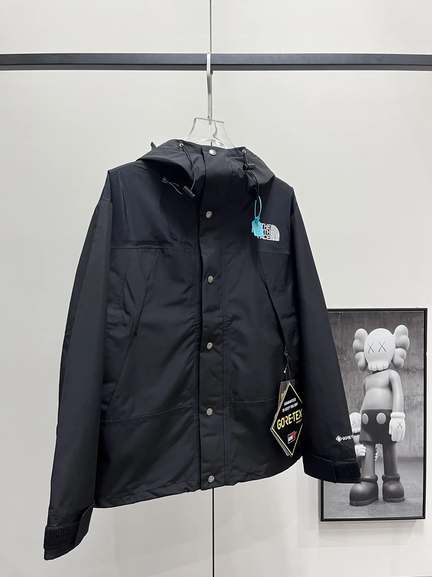 1990 Mountain Jacket GORE-TEX Shell D28020355 — view 4