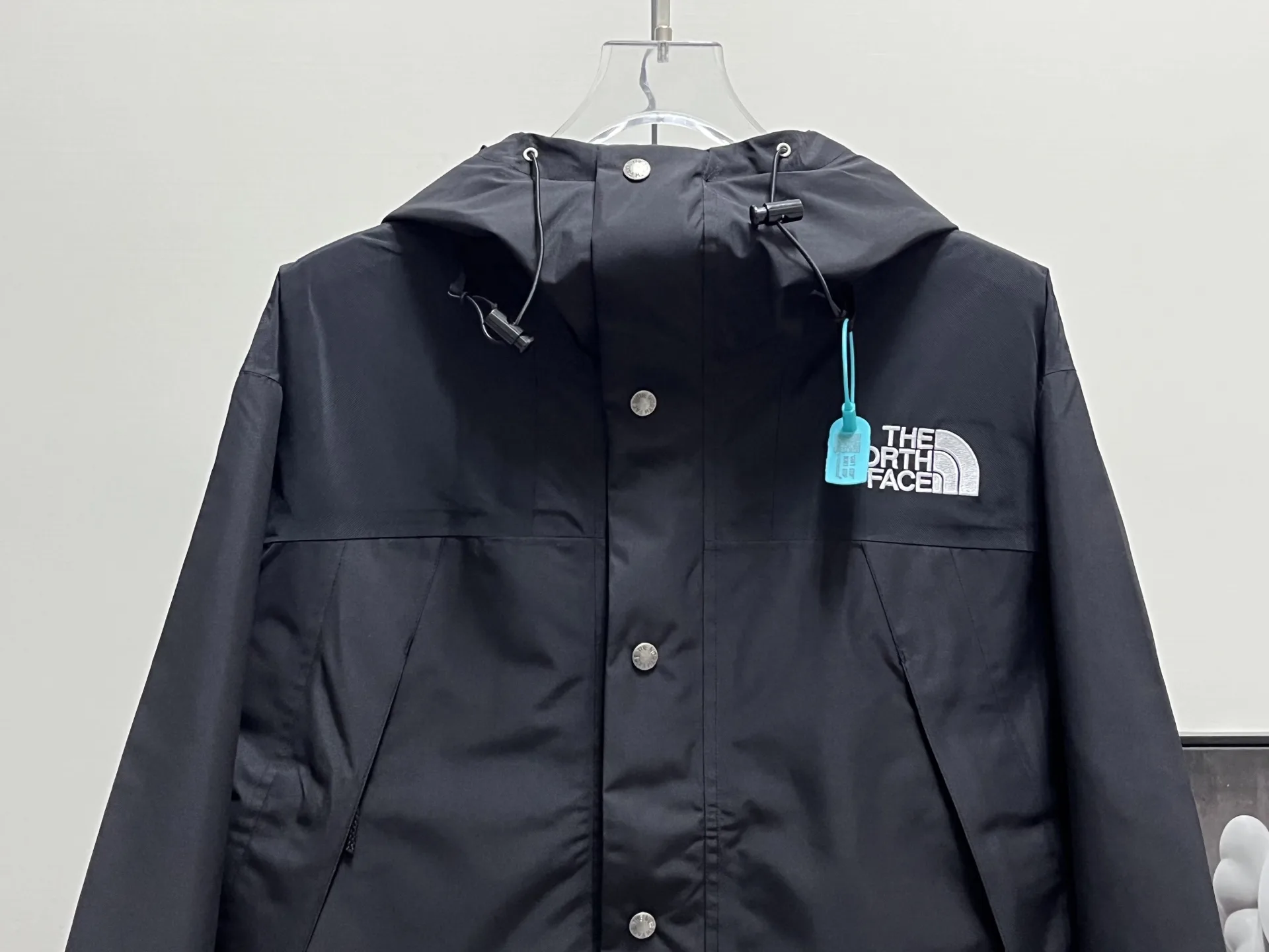 1990 Mountain Jacket GORE-TEX Shell D28020355 — view 8