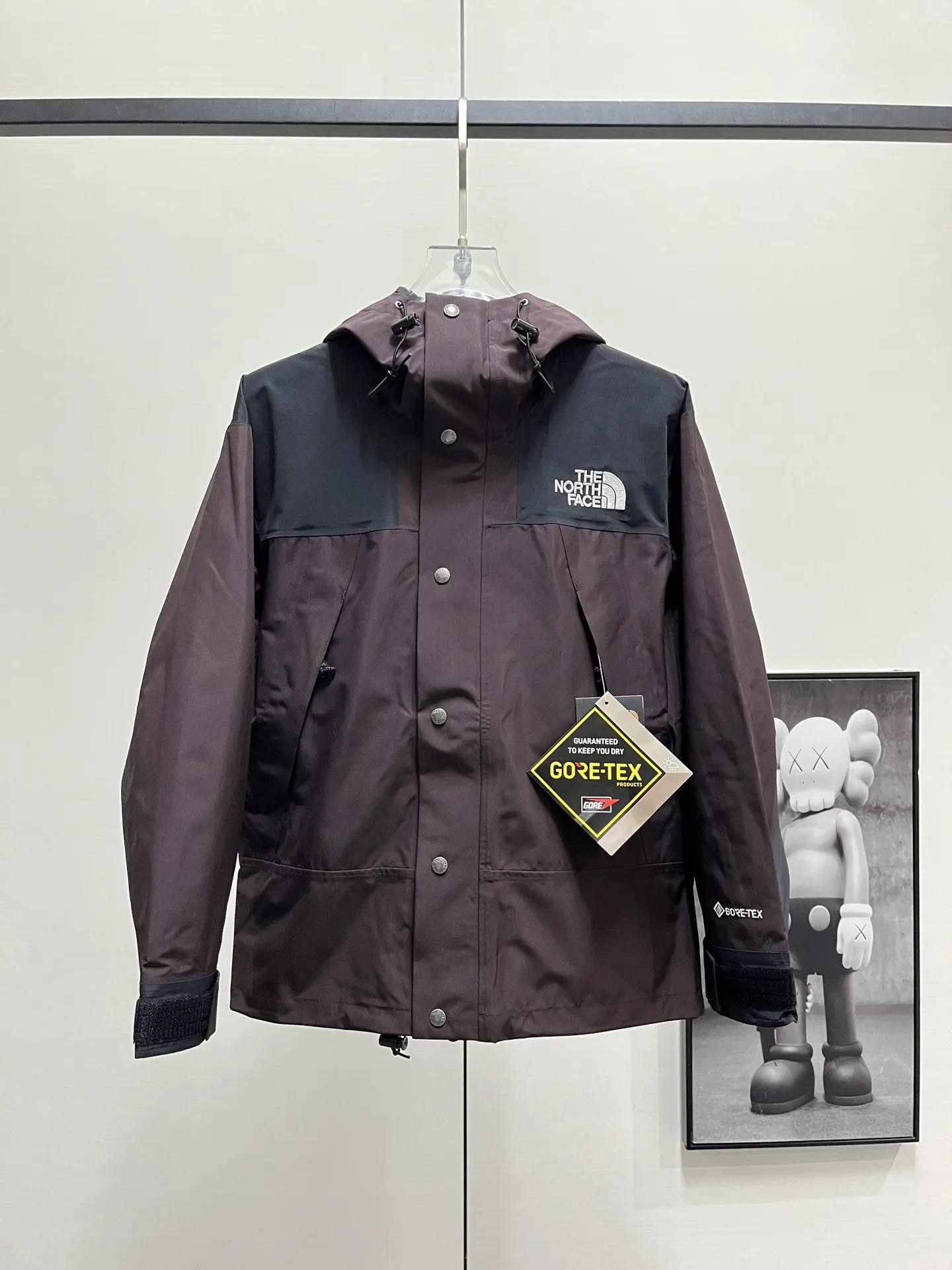 1990 Mountain Jacket GORE-TEX Shell D28020364