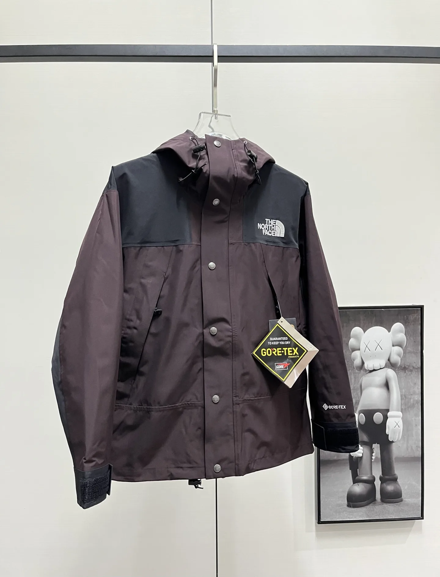 1990 Mountain Jacket GORE-TEX Shell D28020364 — view 4