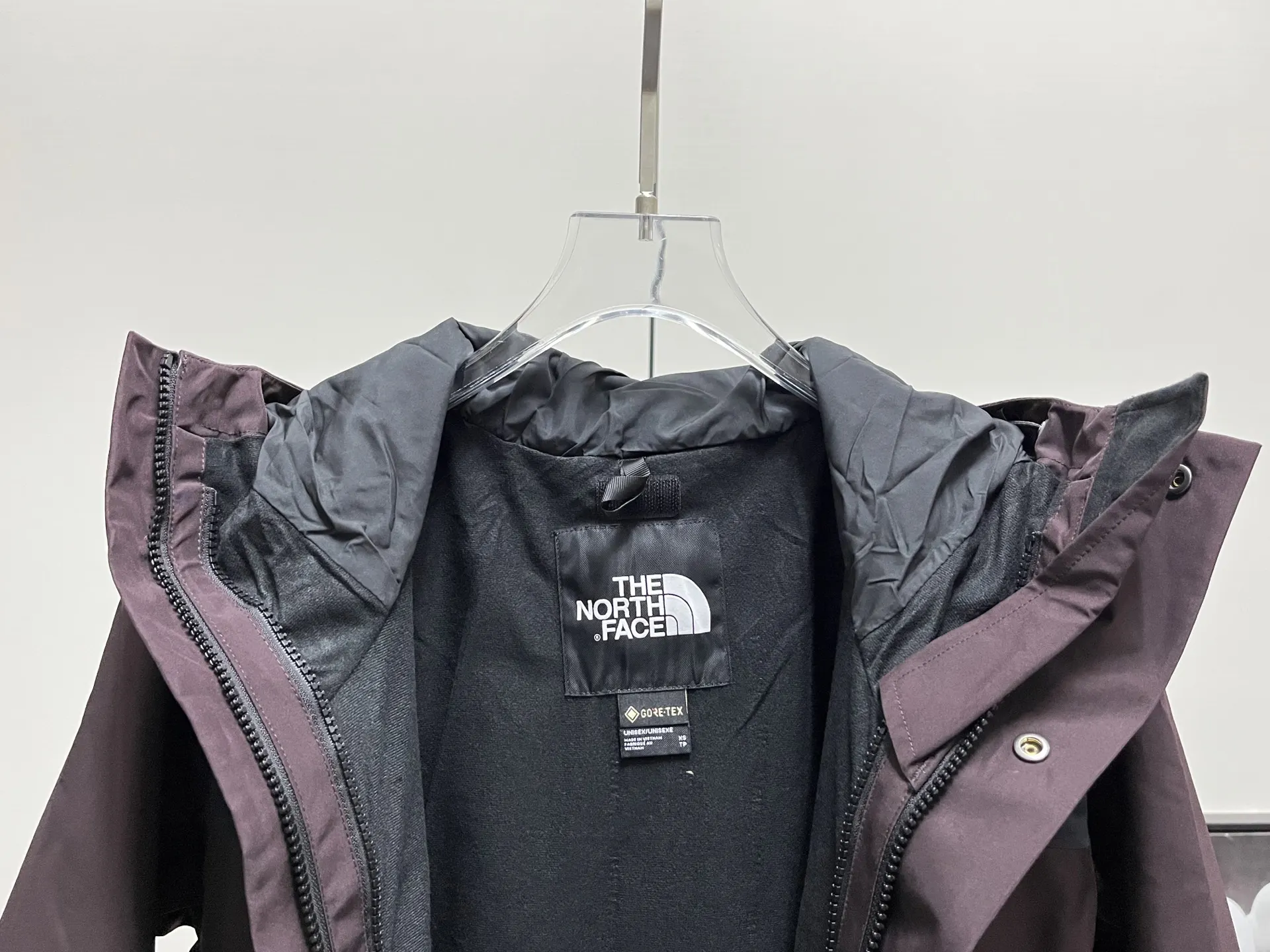 1990 Mountain Jacket GORE-TEX Shell D28020364 — view 9