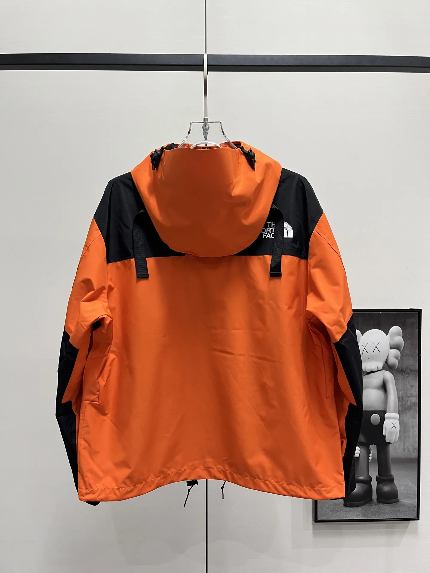 1990 Mountain Jacket Waterproof Shell D28020365 — view 3