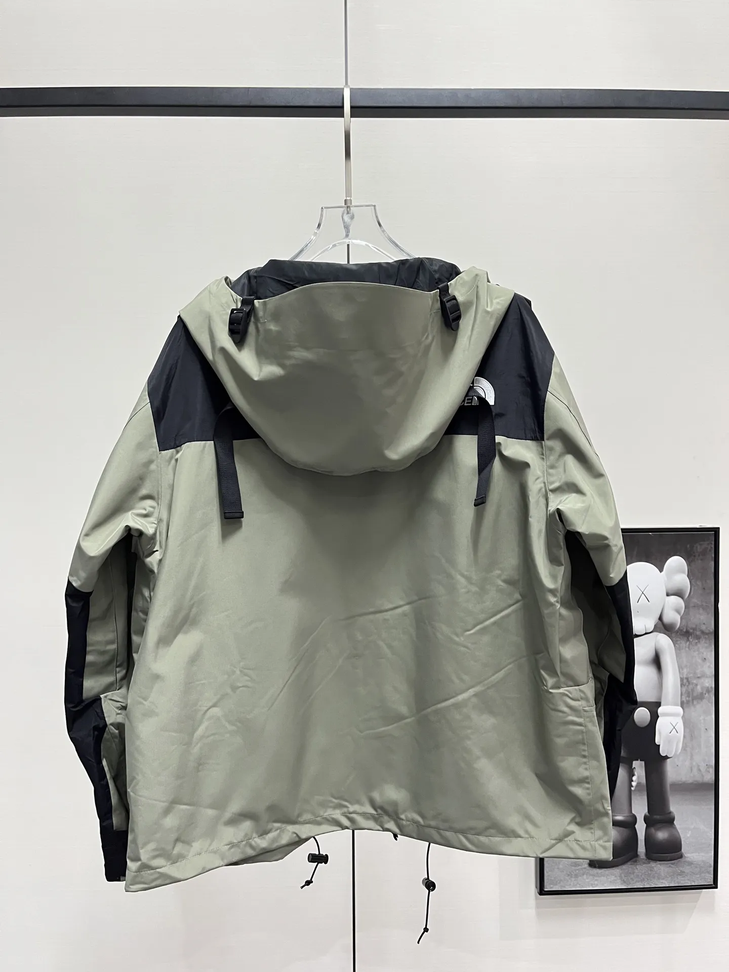 1990 Mountain Jacket GORE-TEX Shell D28020360 — view 3