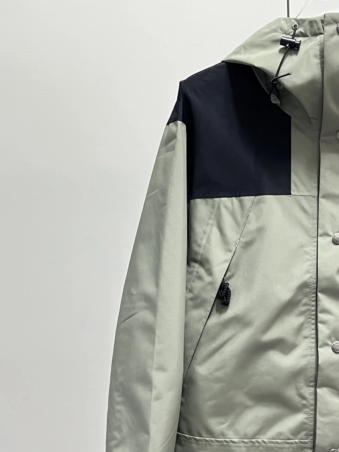 1990 Mountain Jacket GORE-TEX Shell D28020360 — view 5