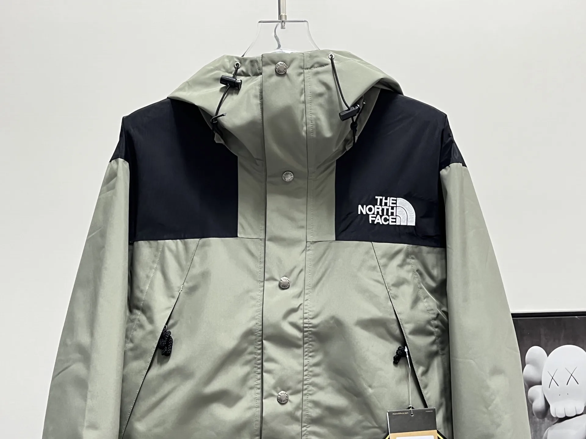 1990 Mountain Jacket GORE-TEX Shell D28020360 — view 8