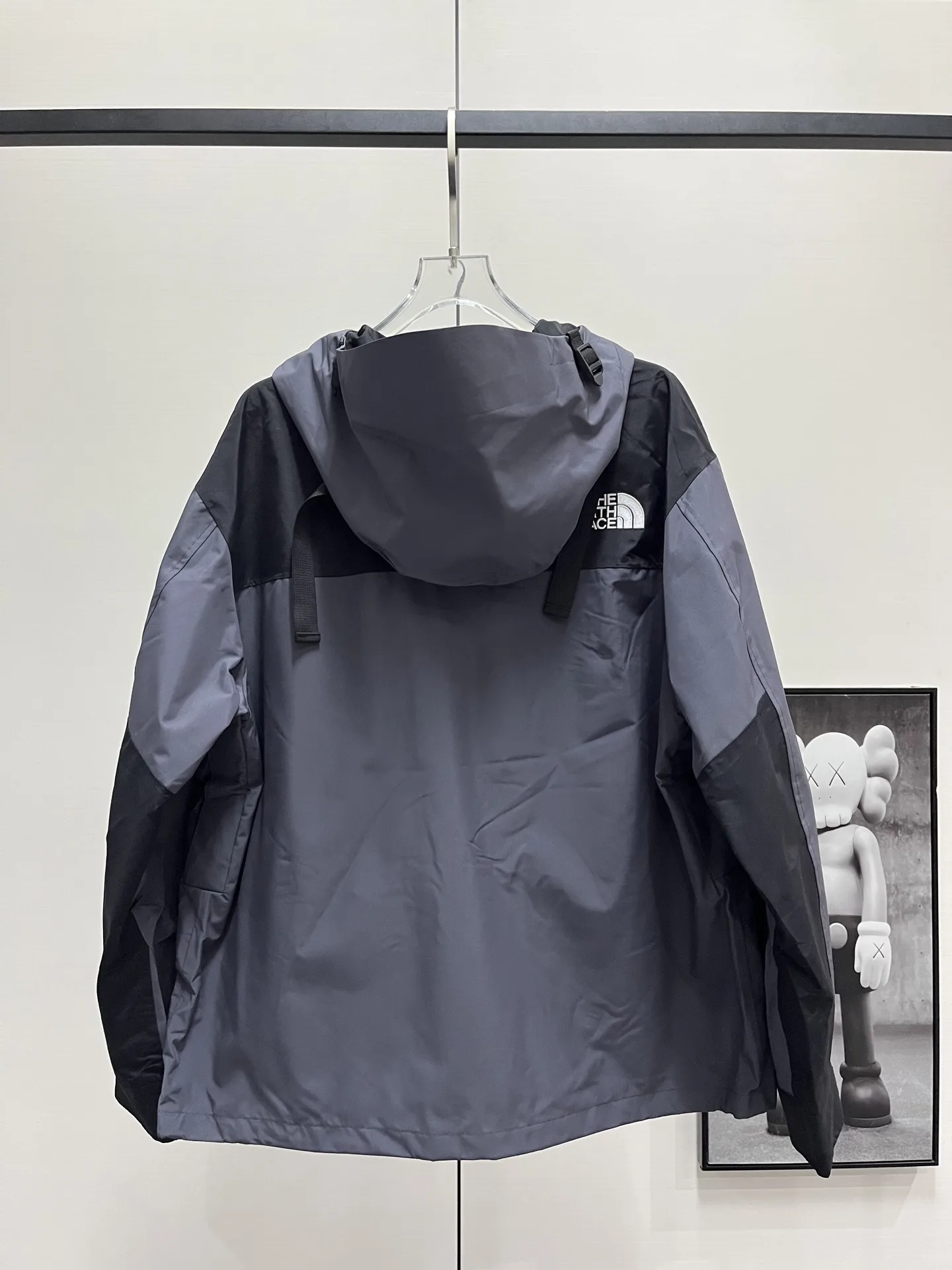 1990 Mountain Jacket GORE-TEX Shell D28020363 — view 3