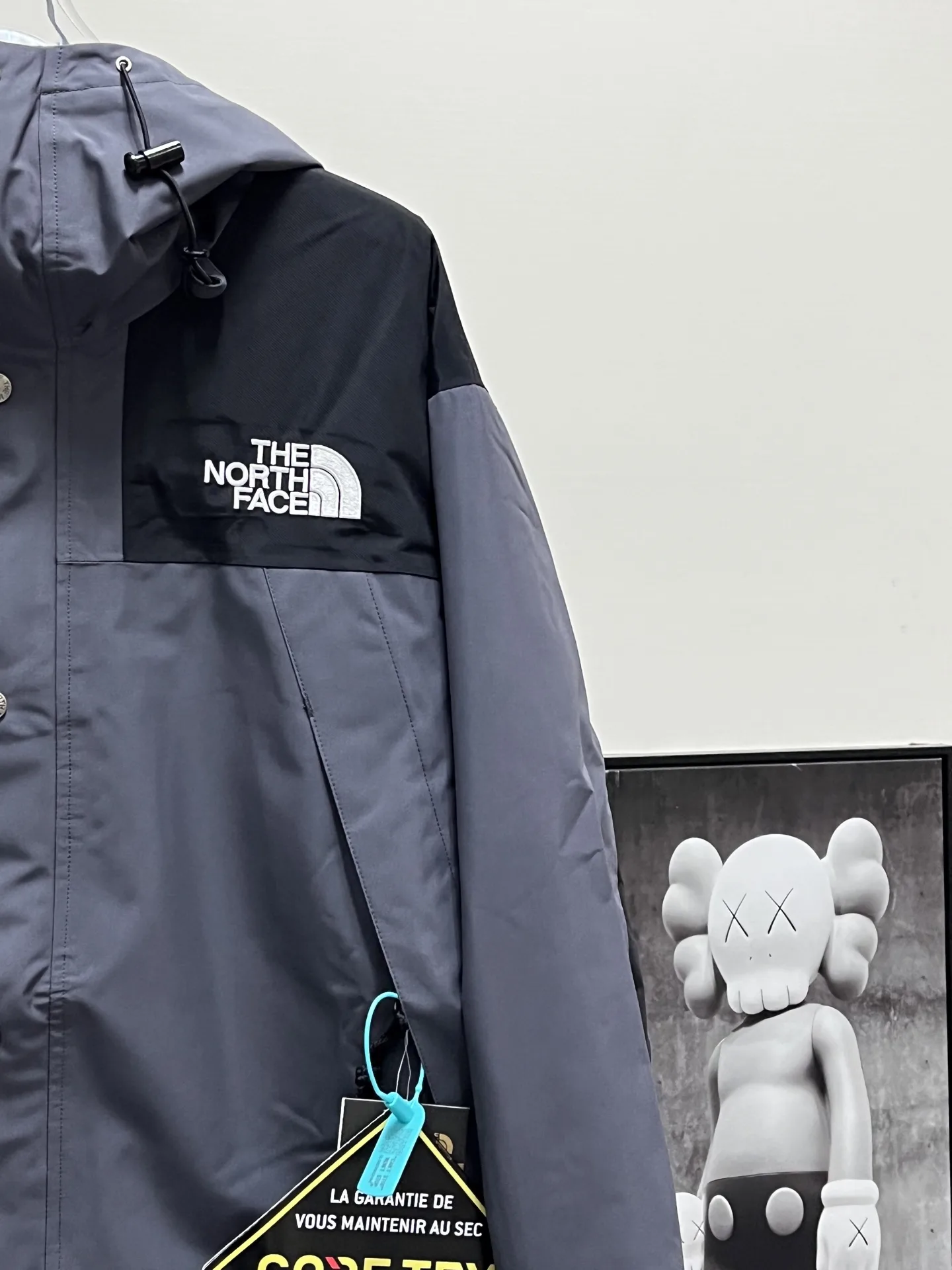 1990 Mountain Jacket GORE-TEX Shell D28020363 — view 6