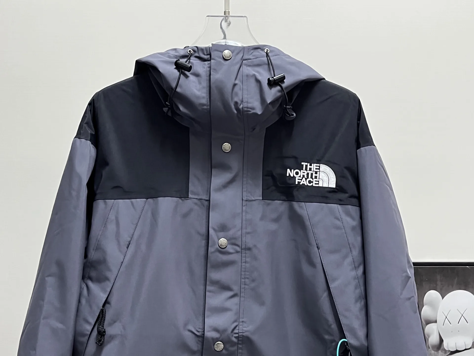 1990 Mountain Jacket GORE-TEX Shell D28020363 — view 8