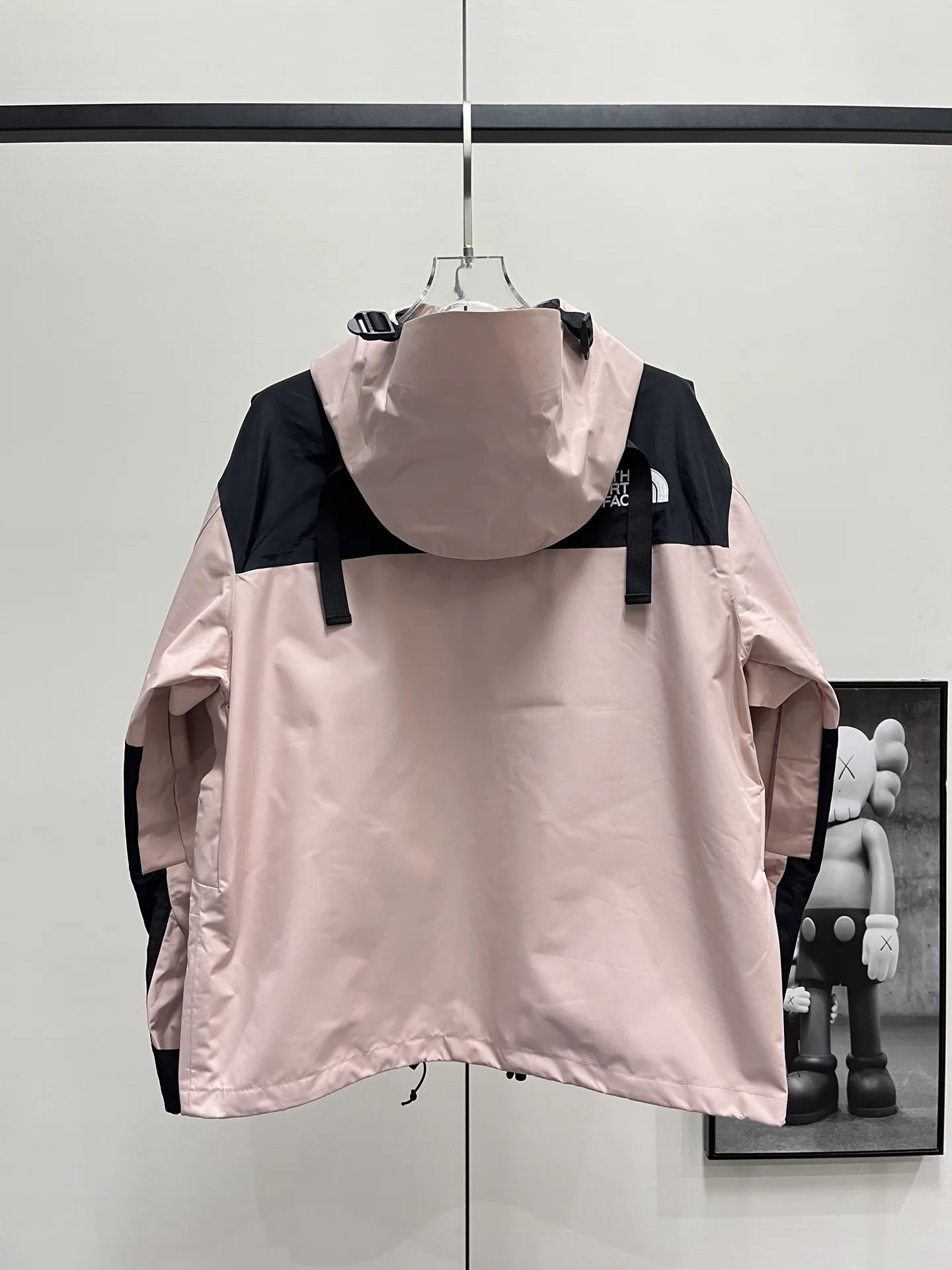 1990 Mountain Jacket Waterproof Shell D28020358 — view 3