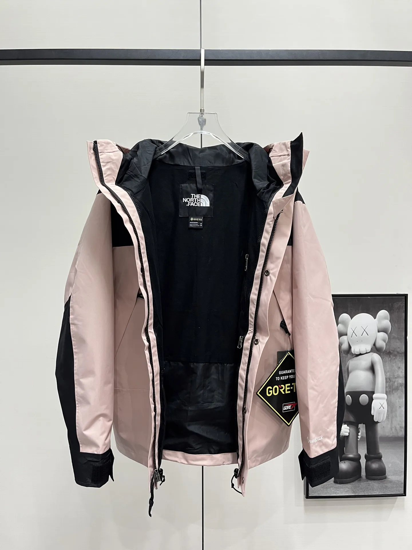 1990 Mountain Jacket Waterproof Shell D28020358 — view 7