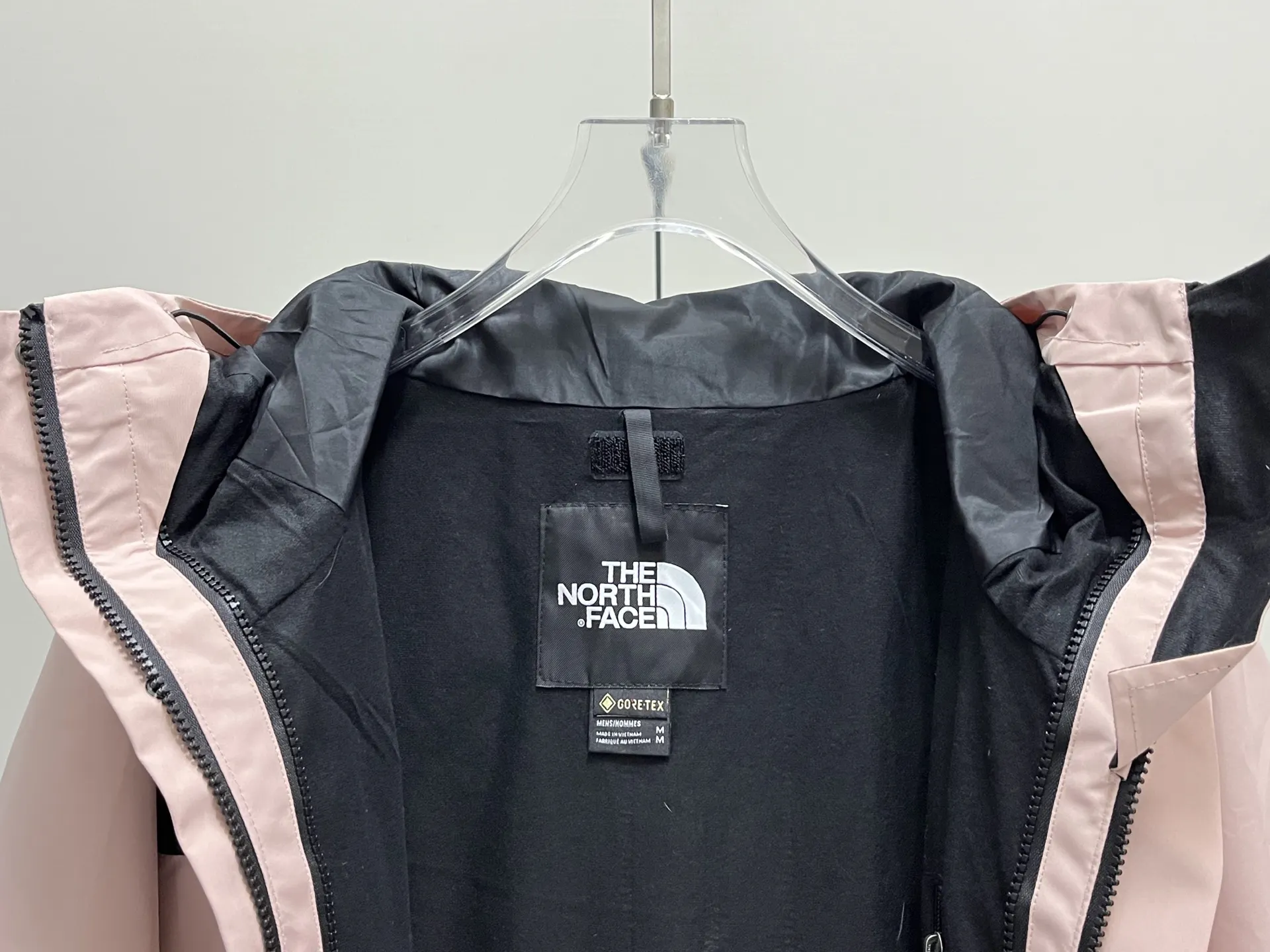 1990 Mountain Jacket Waterproof Shell D28020358 — view 8