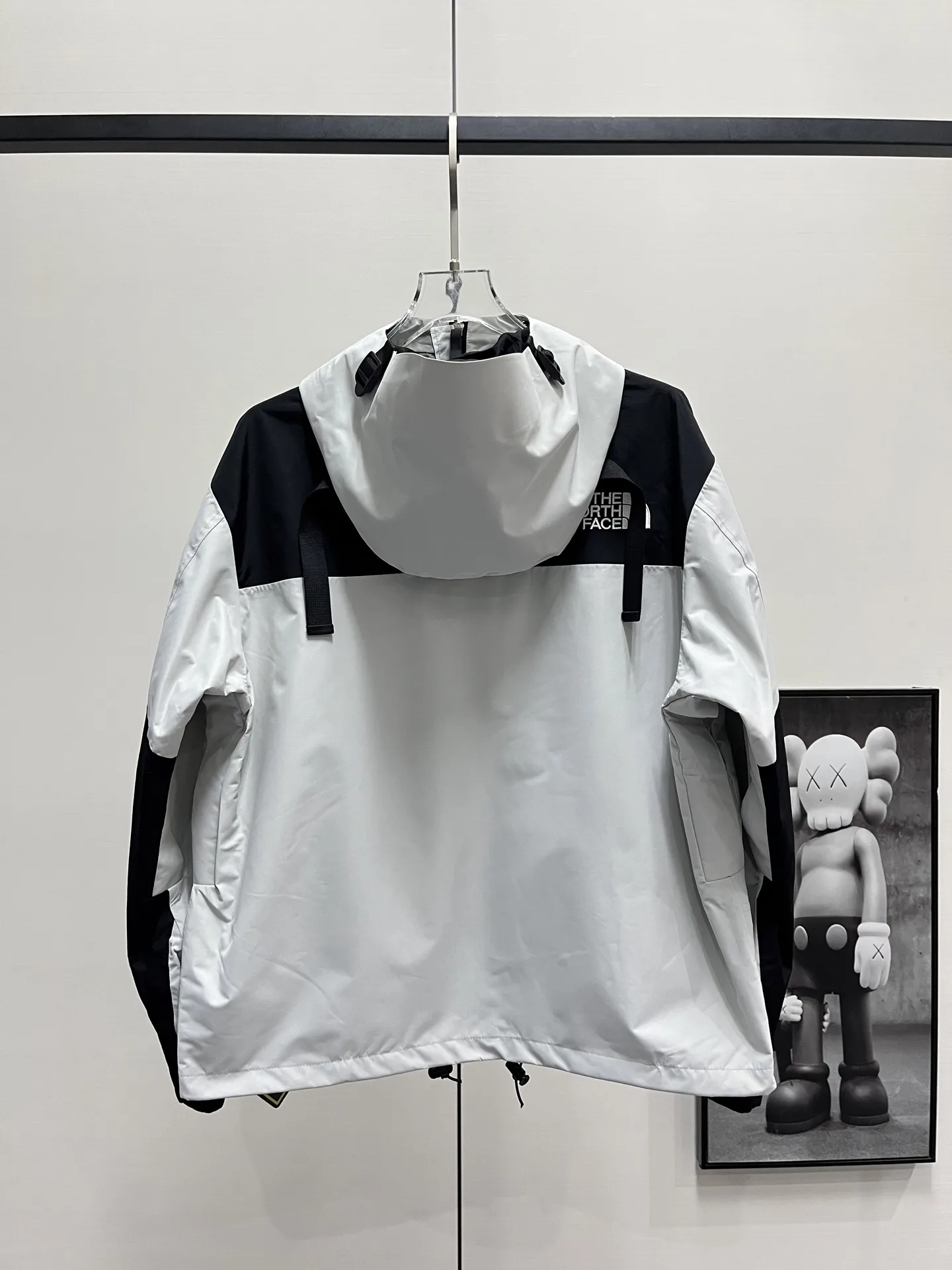 1990 Mountain Jacket GORE-TEX Shell D28020357 — view 3