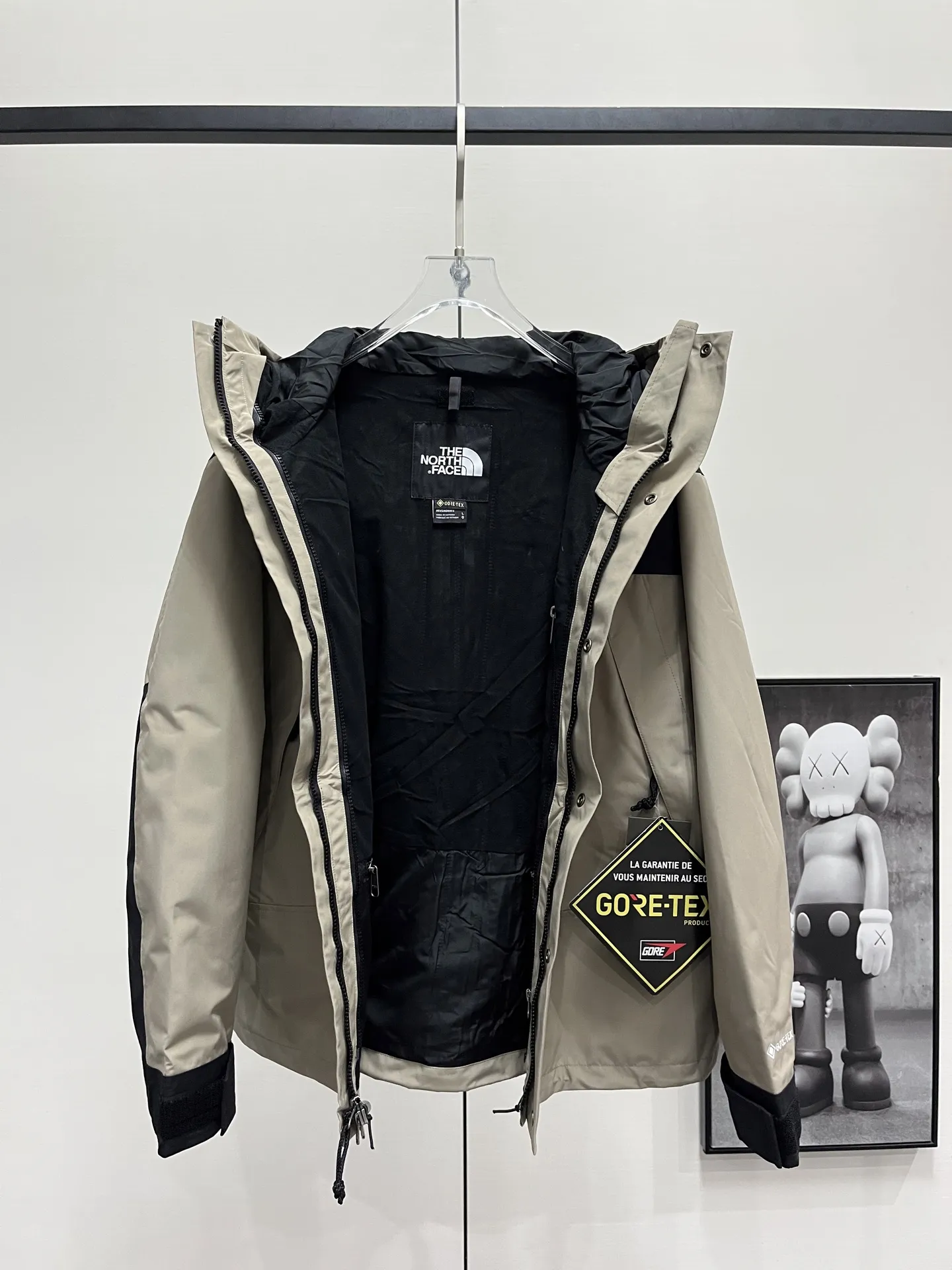 1990 Mountain Jacket GORE-TEX Shell D28020362 — view 7