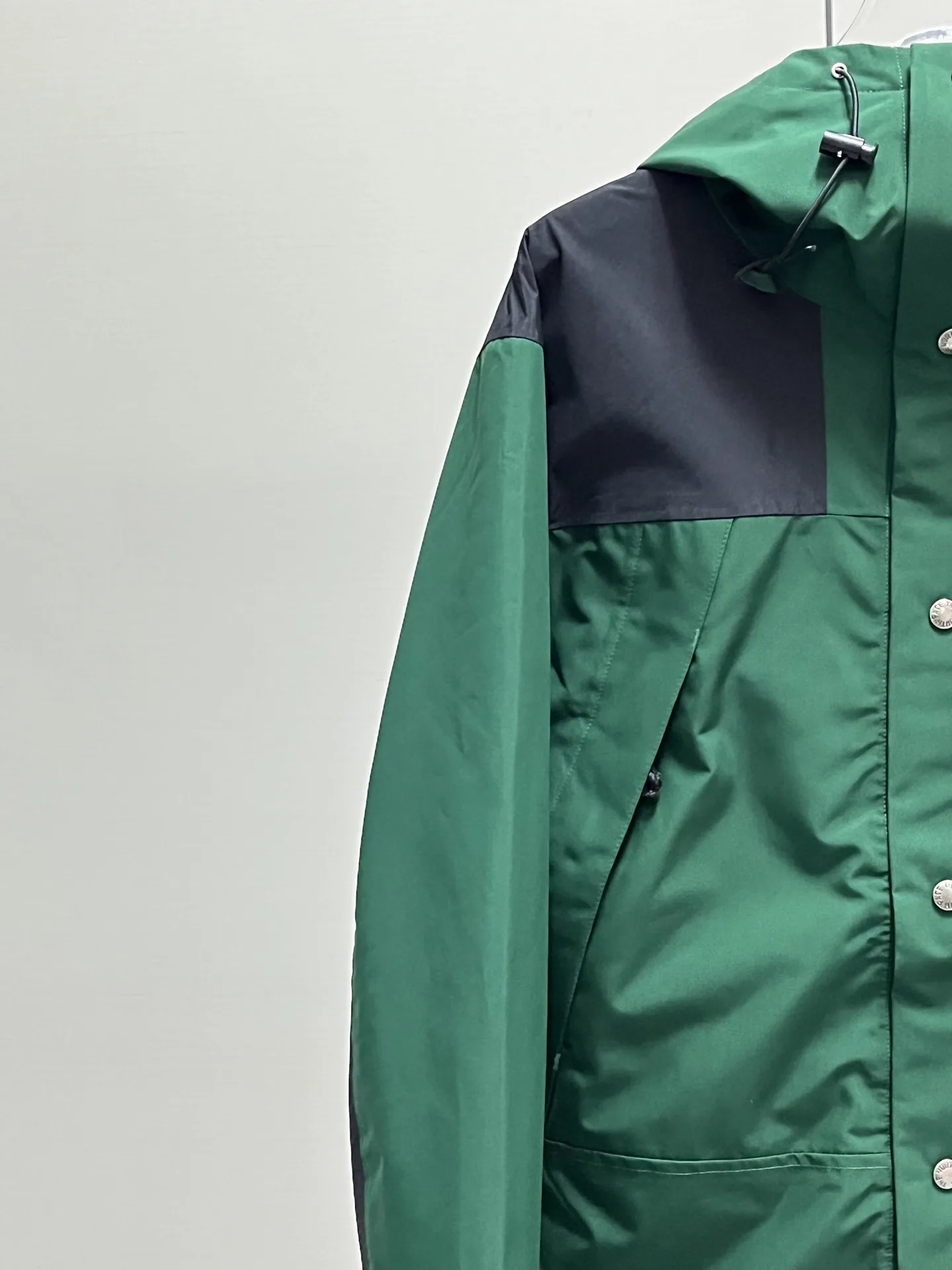 1990 Mountain Jacket GORE-TEX Shell D28020361 — view 5