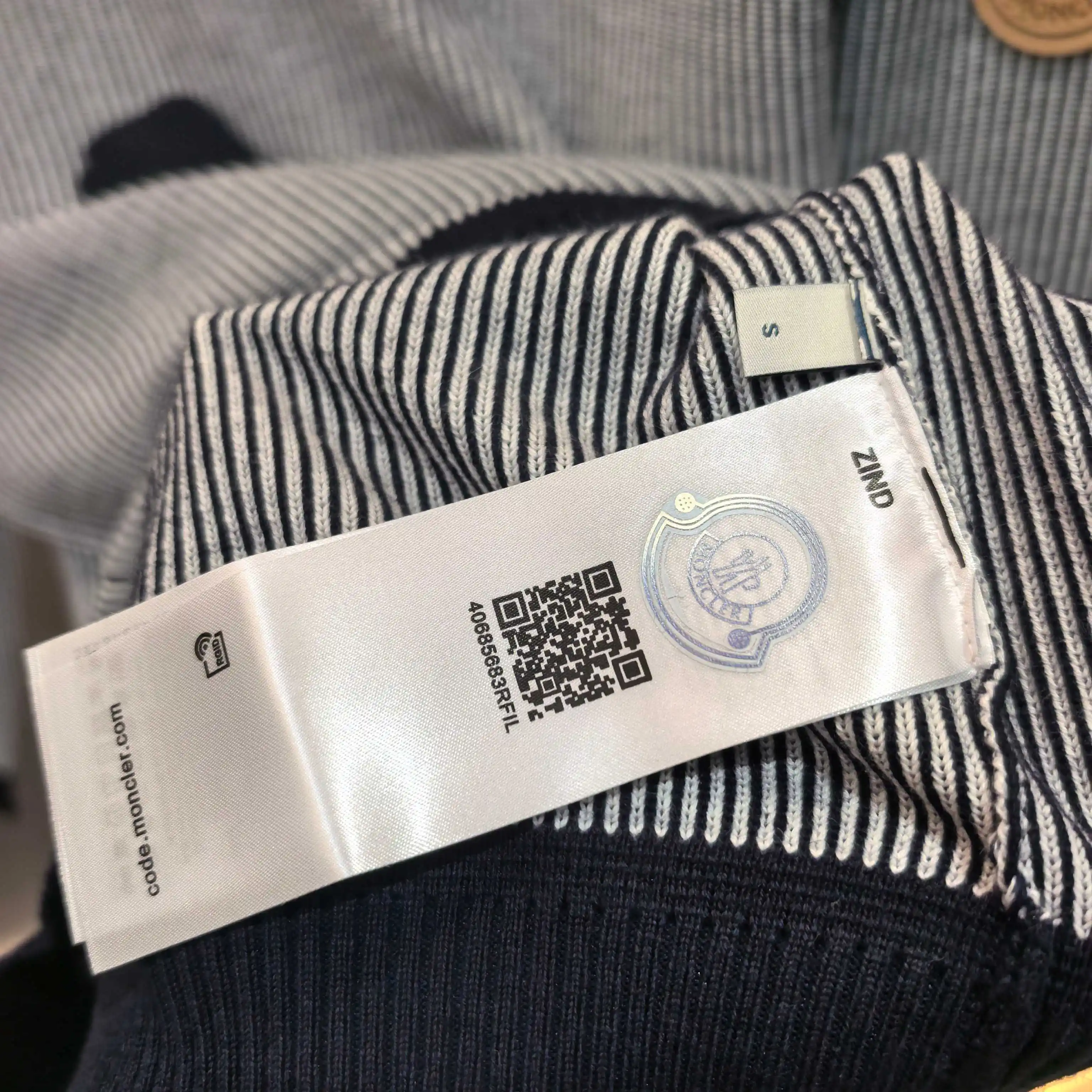 Striped Jacquard Cashmere-Cotton Sweater D29023649 — view 8