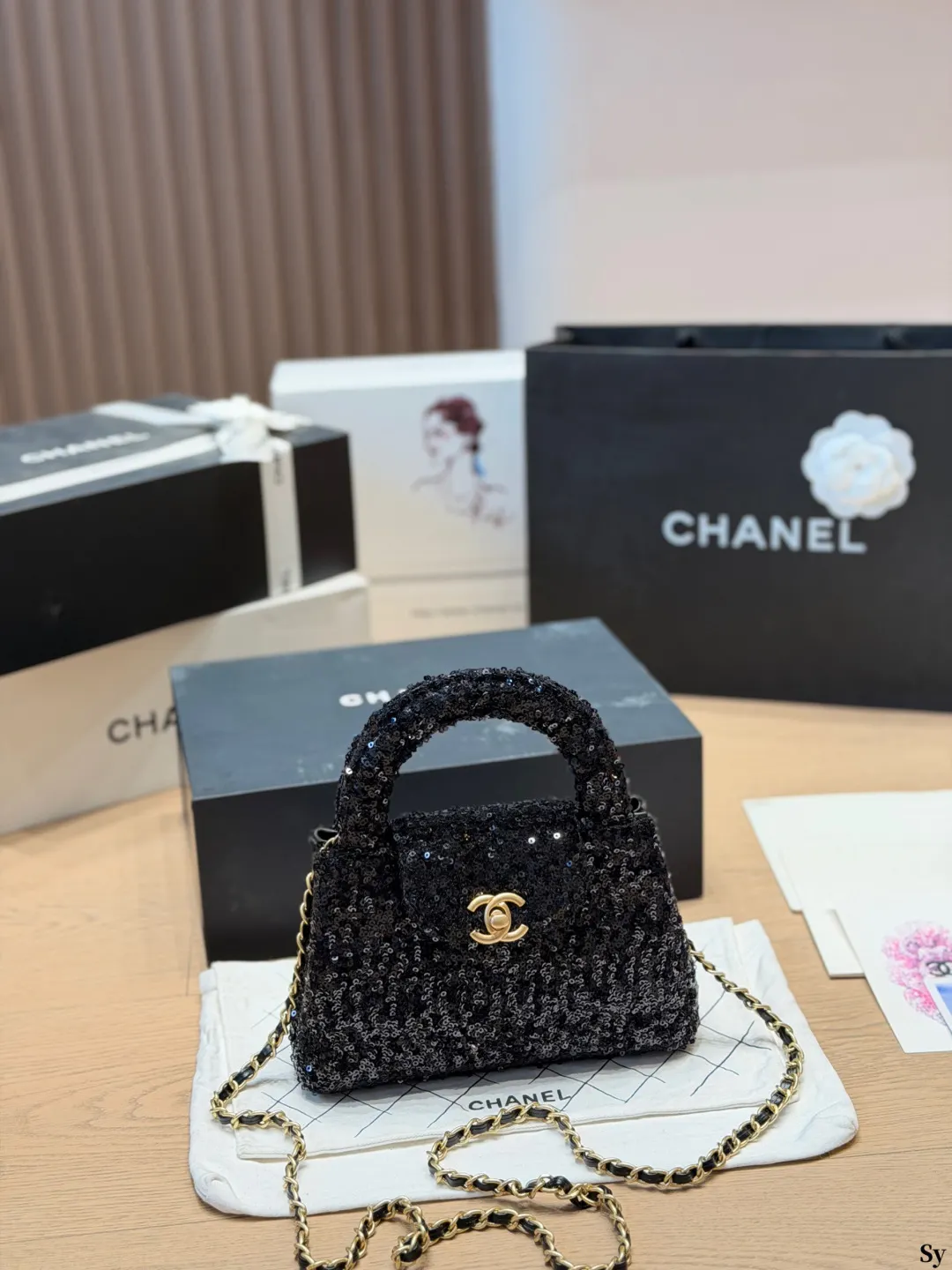 Chanel 26C Sequin Kelly Top-Handle Bag D30018340 — view 5