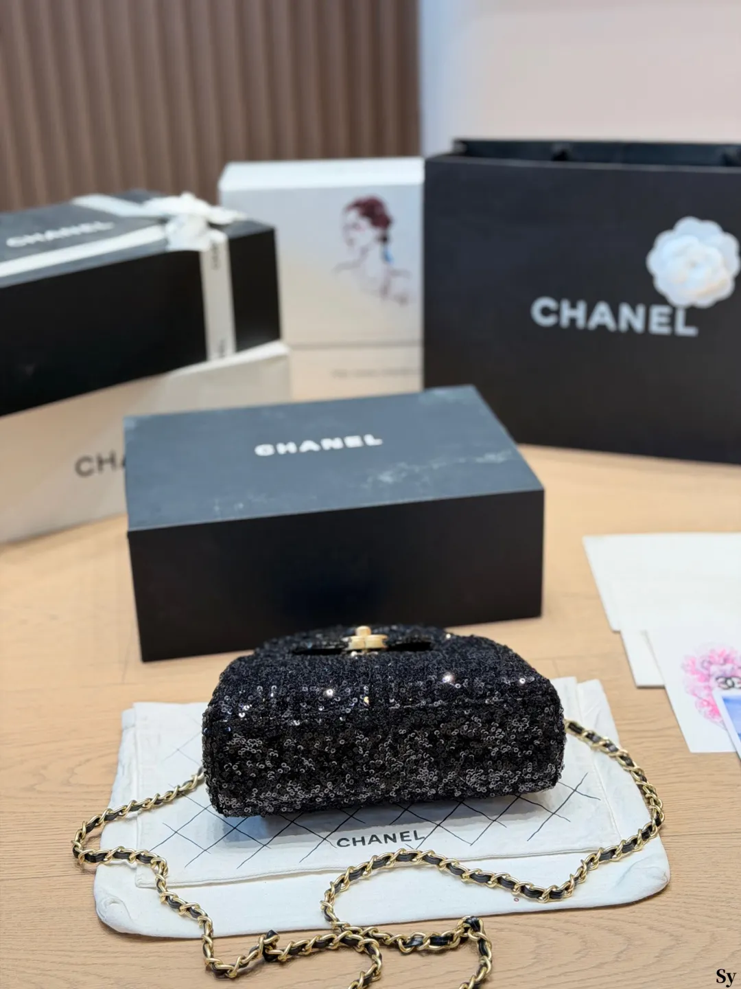 Chanel 26C Sequin Kelly Top-Handle Bag D30018340 — view 7