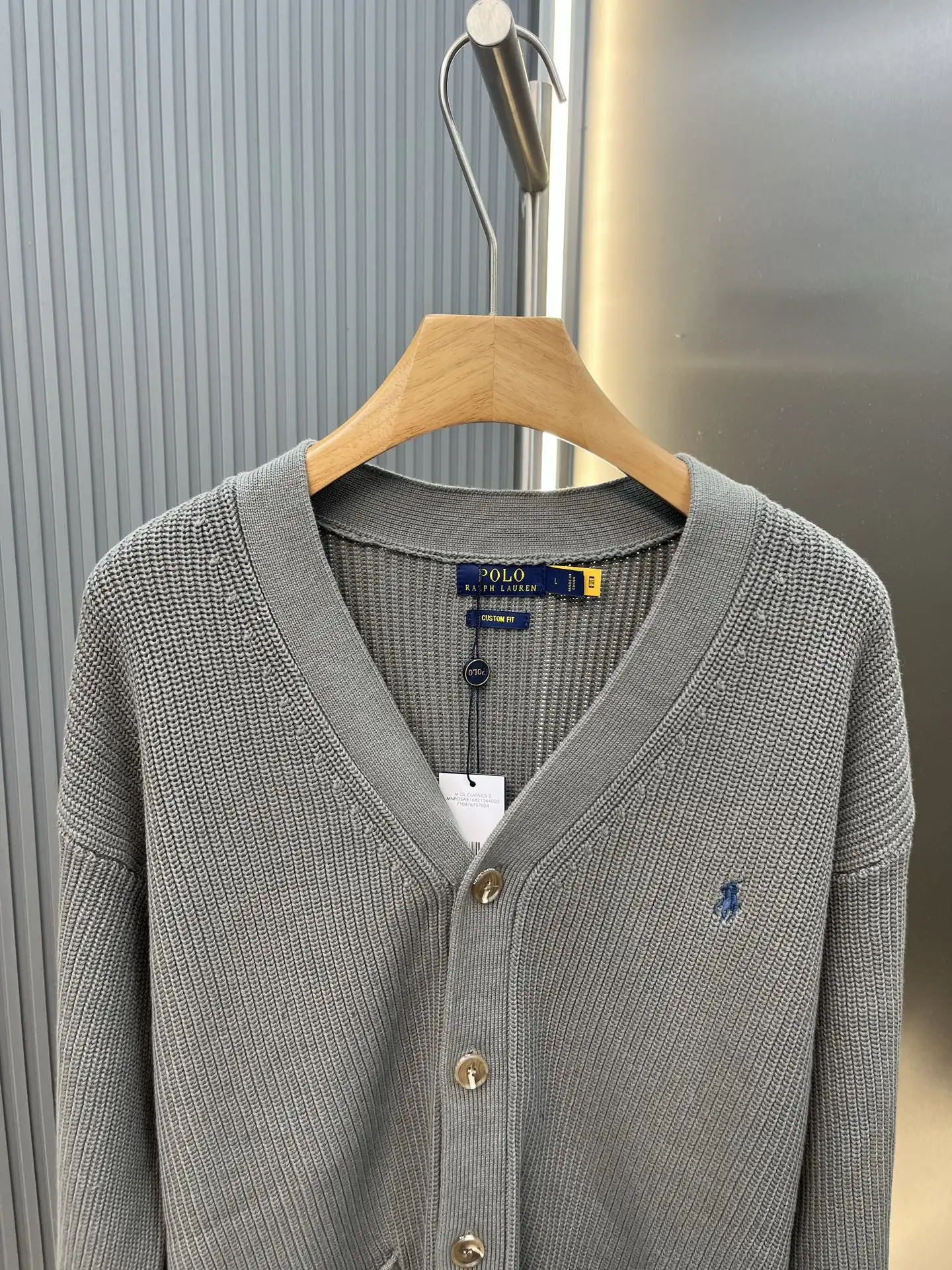 Embroidered Logo Cotton Knit Cardigan D30020420 — view 2