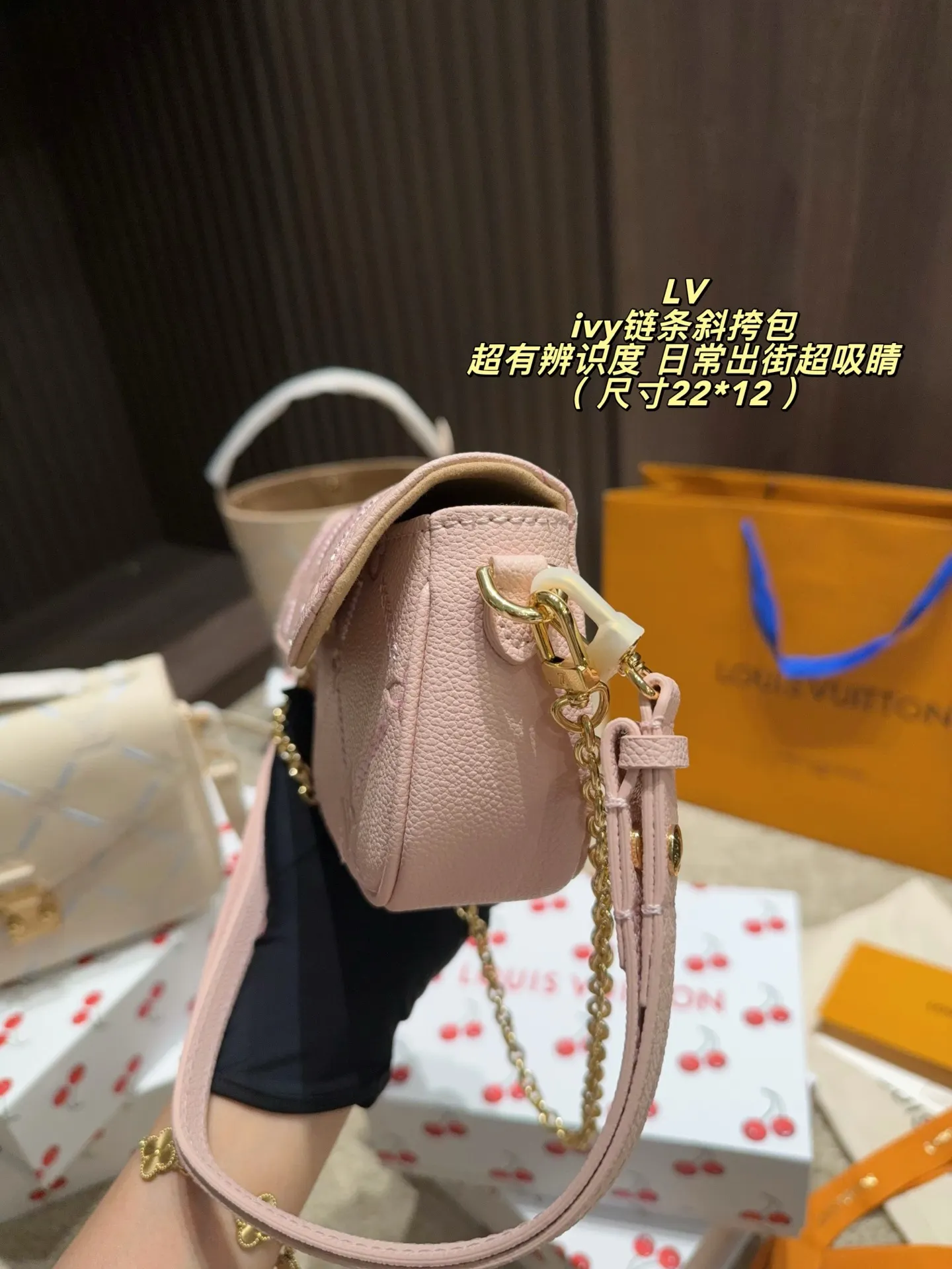 Ivy Monogram Embossed Chain Shoulder Bag D30018304 — view 4
