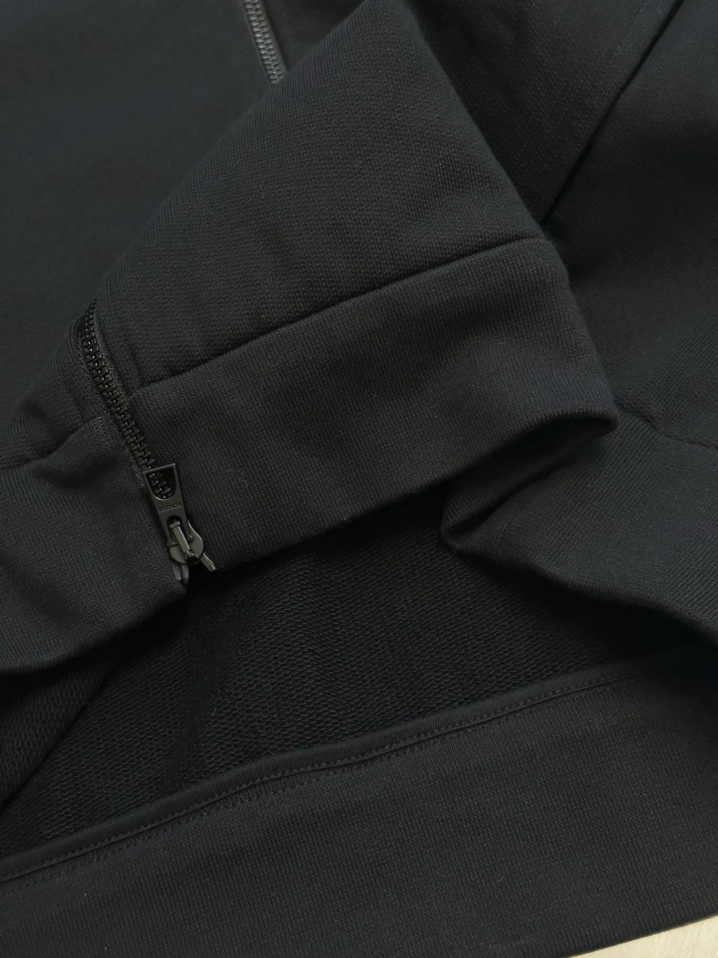 Logo Patch Zip-Up Hoodie D30518790 — view 8