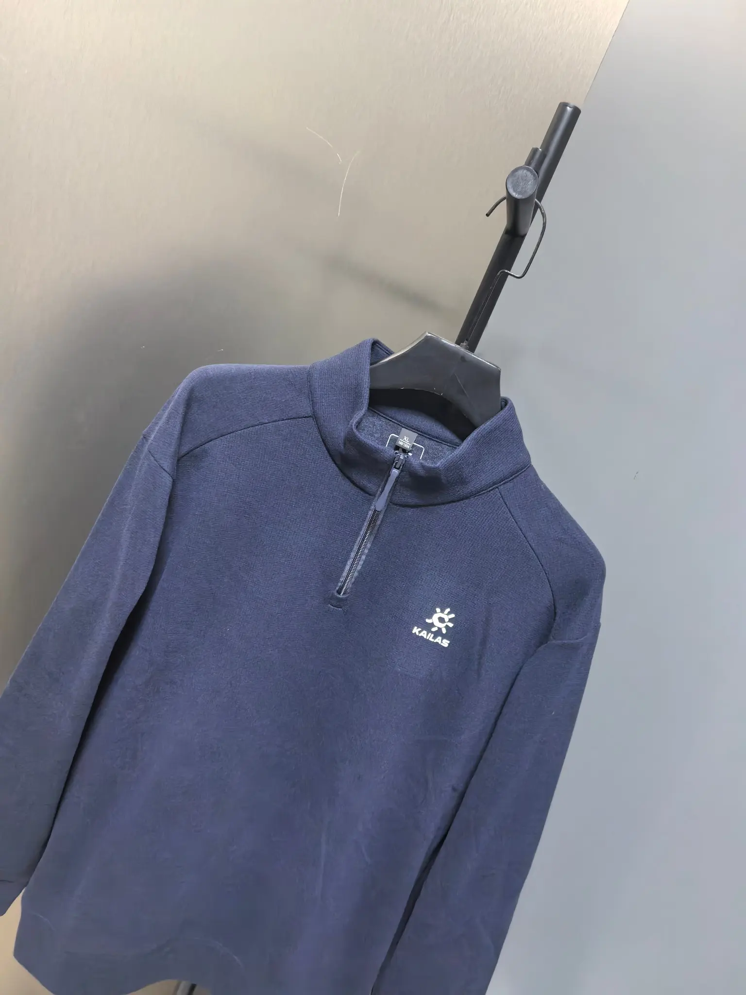 Kailas Half-Zip Long-Sleeve Sweatshirt D31022068 — view 6