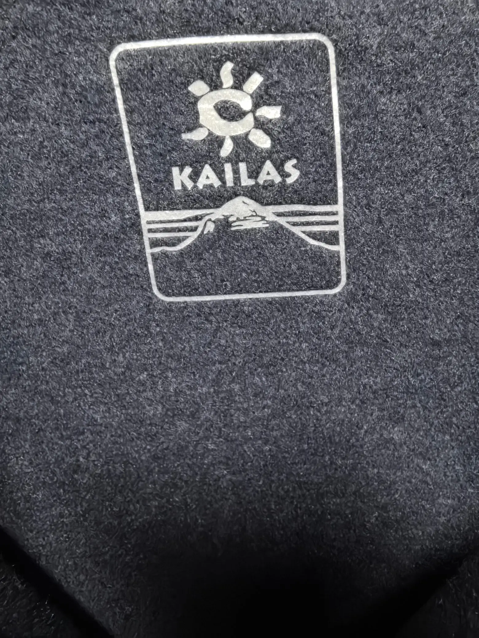 Kailas Half-Zip Long-Sleeve Sweatshirt D31022068 — view 8