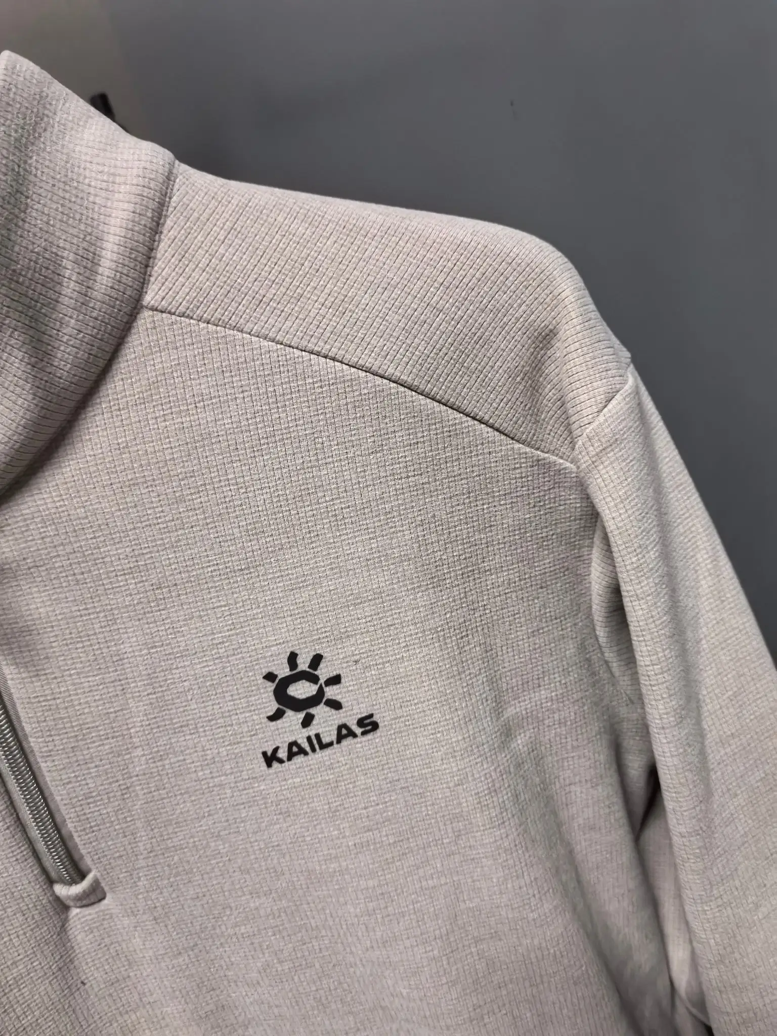 Kailas Half-Zip Long-Sleeve Sweatshirt D31022071 — view 3
