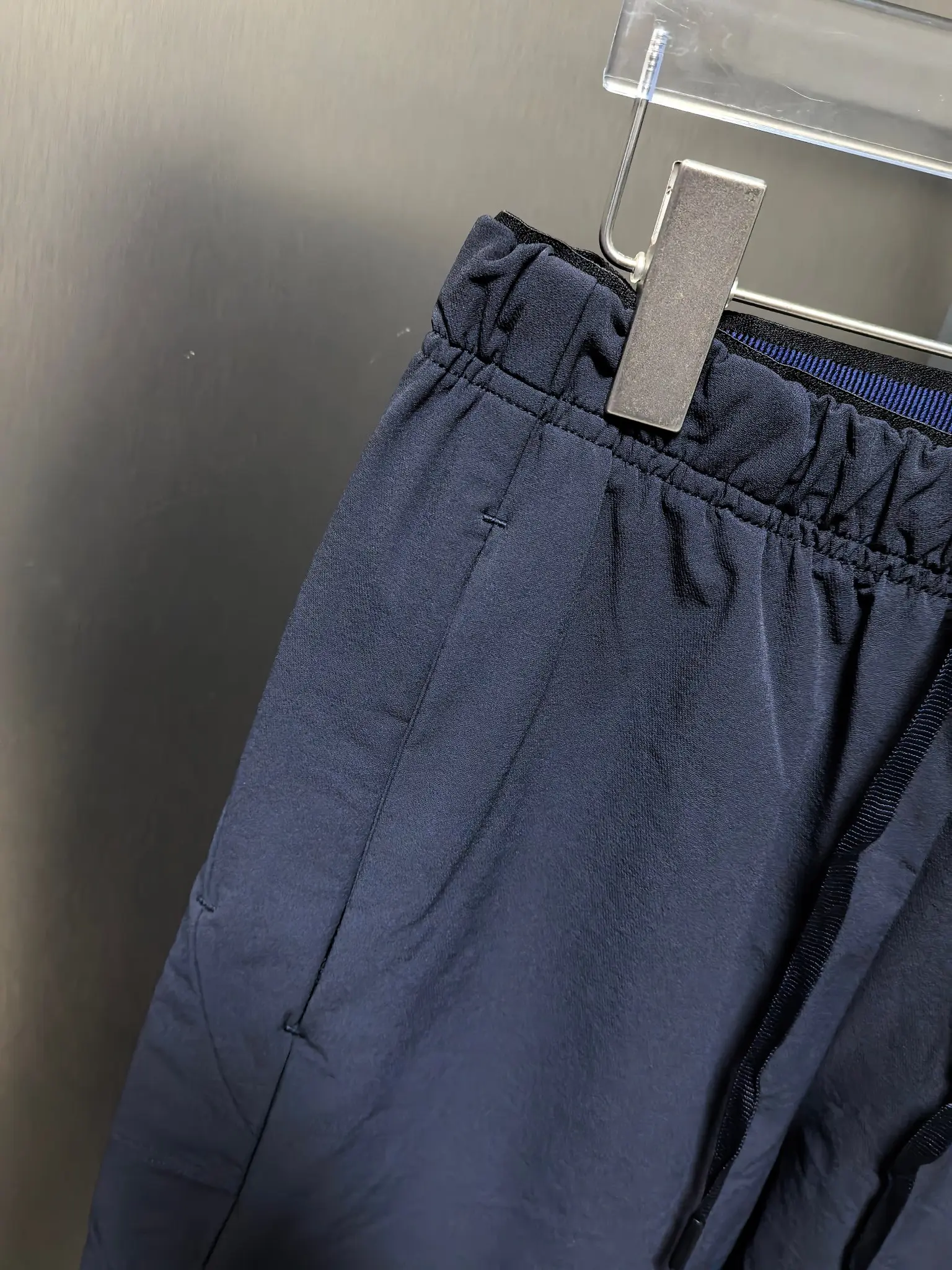 Men's Outdoor Performance Trousers D31022102 — view 2