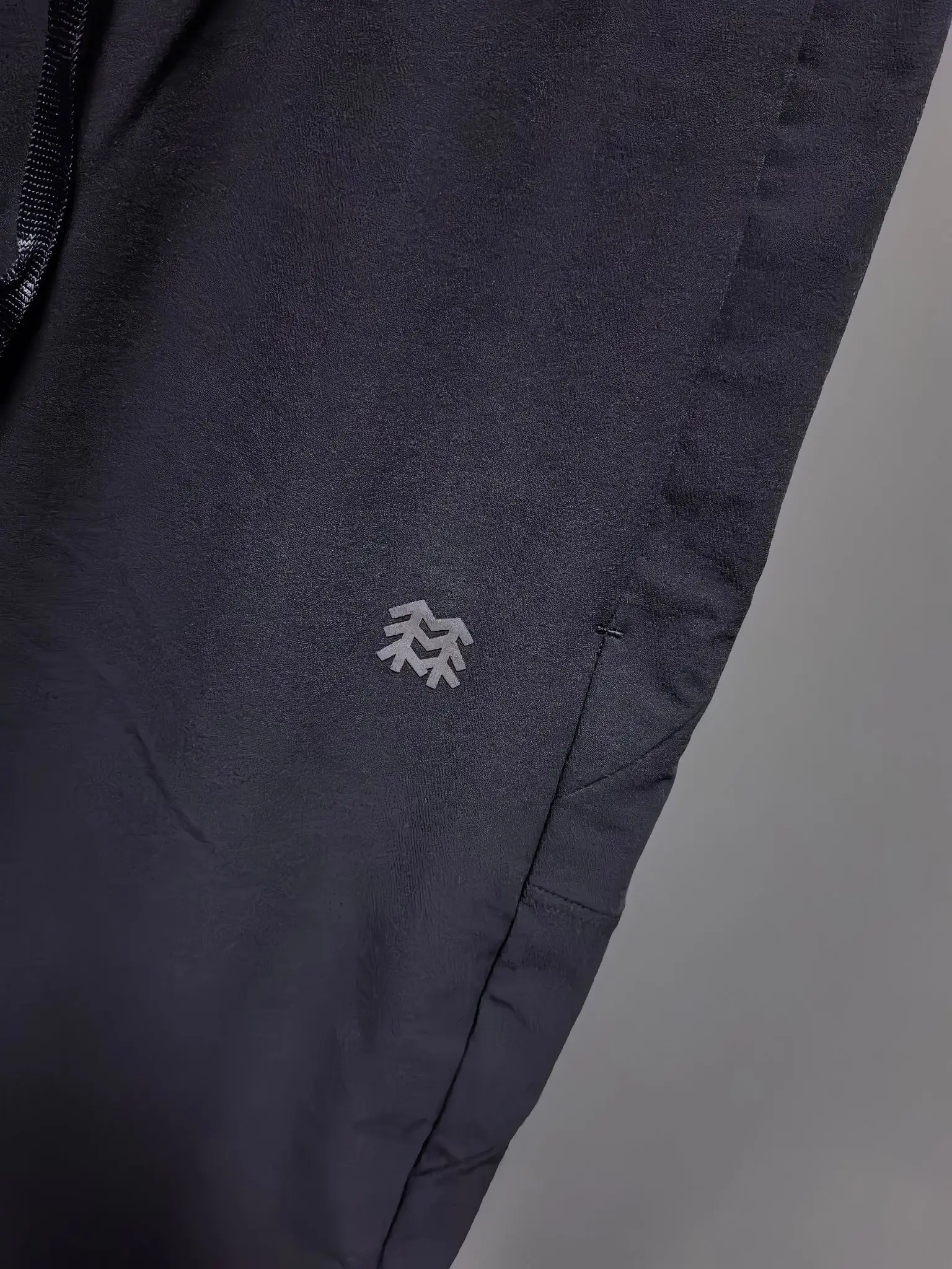 Men's Outdoor Performance Trousers D31022102 — view 4