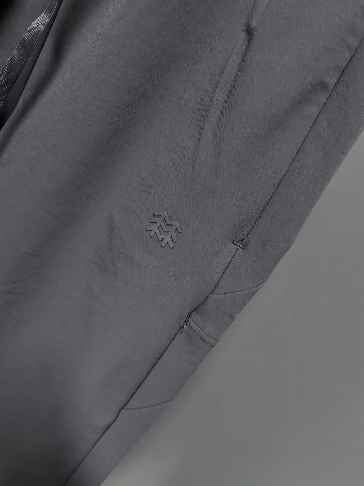 Men's Outdoor Performance Trousers D31022103 — view 4