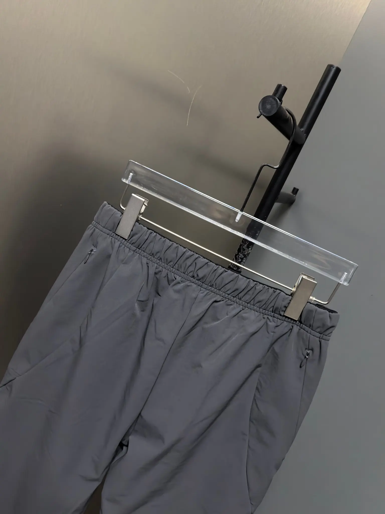 Men's Outdoor Performance Trousers D31022103 — view 8