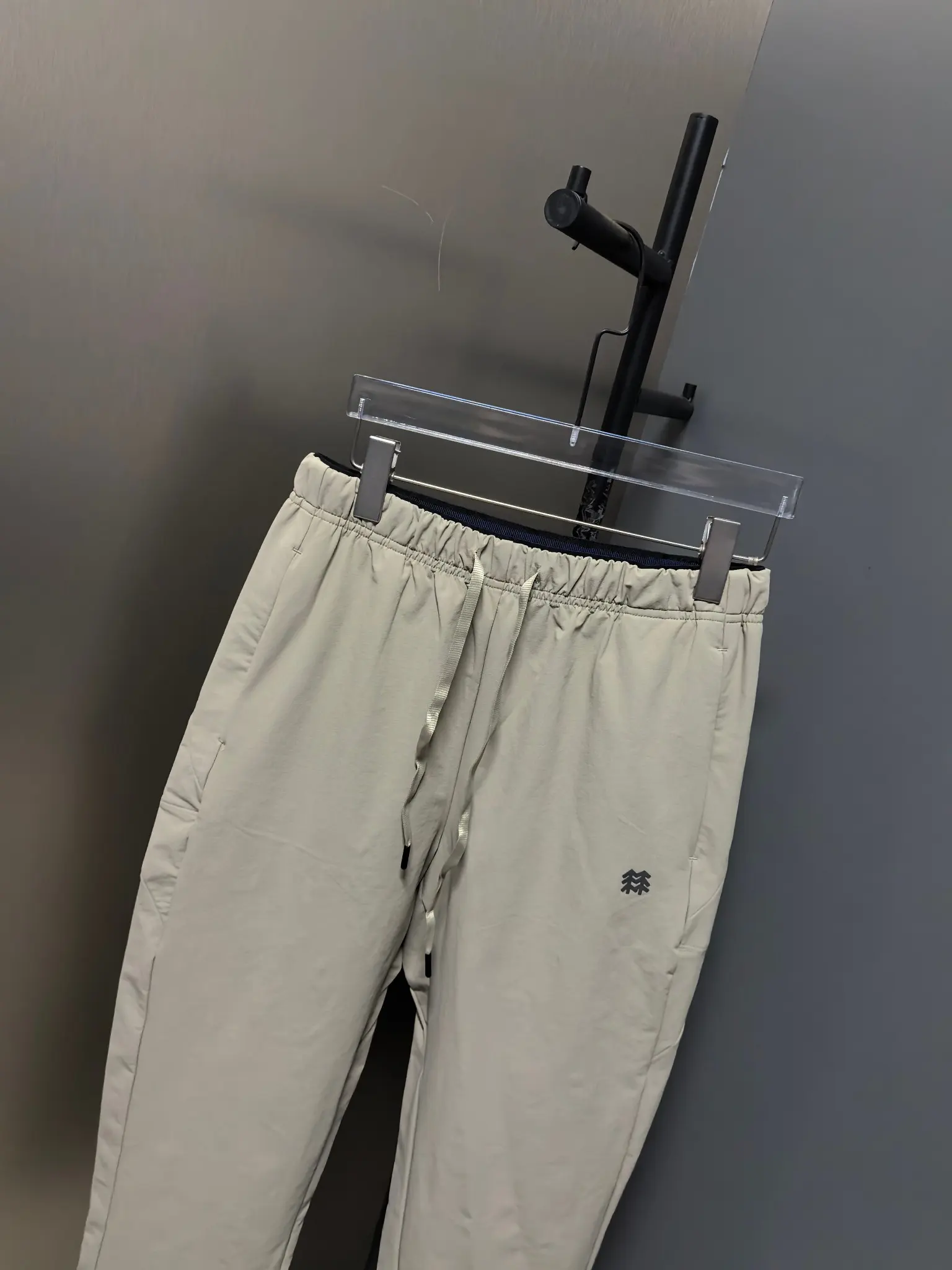 KOLON SPORT Men's Outdoor Leisure Trousers D31022104 — view 6