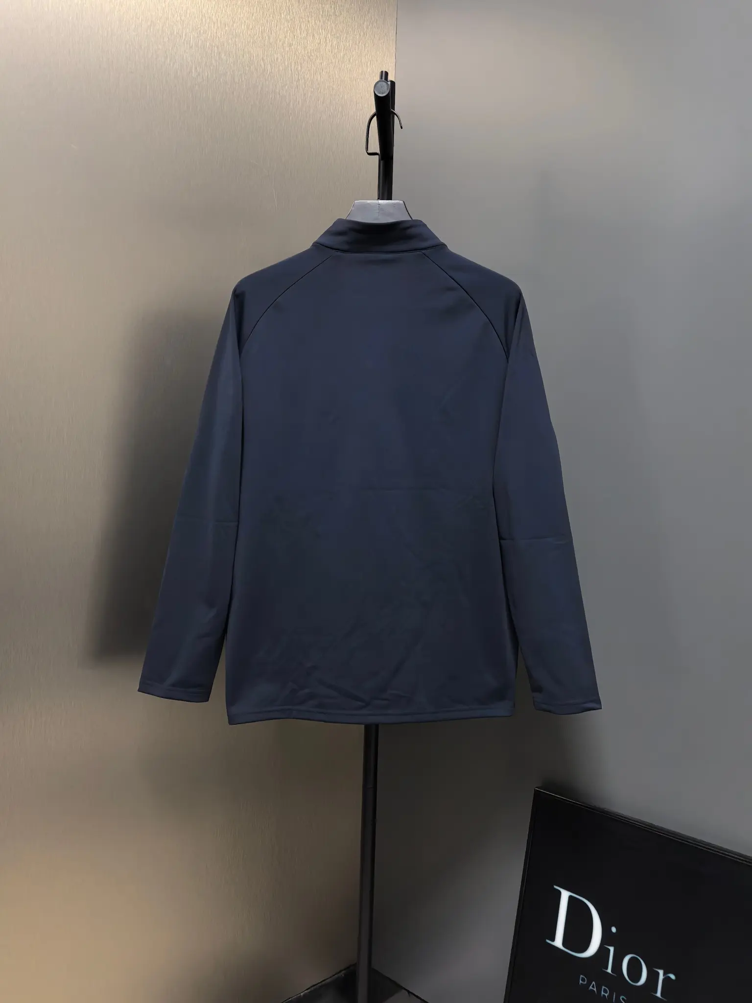 Half-Zip Long-Sleeve Performance Top D31022073 — view 7