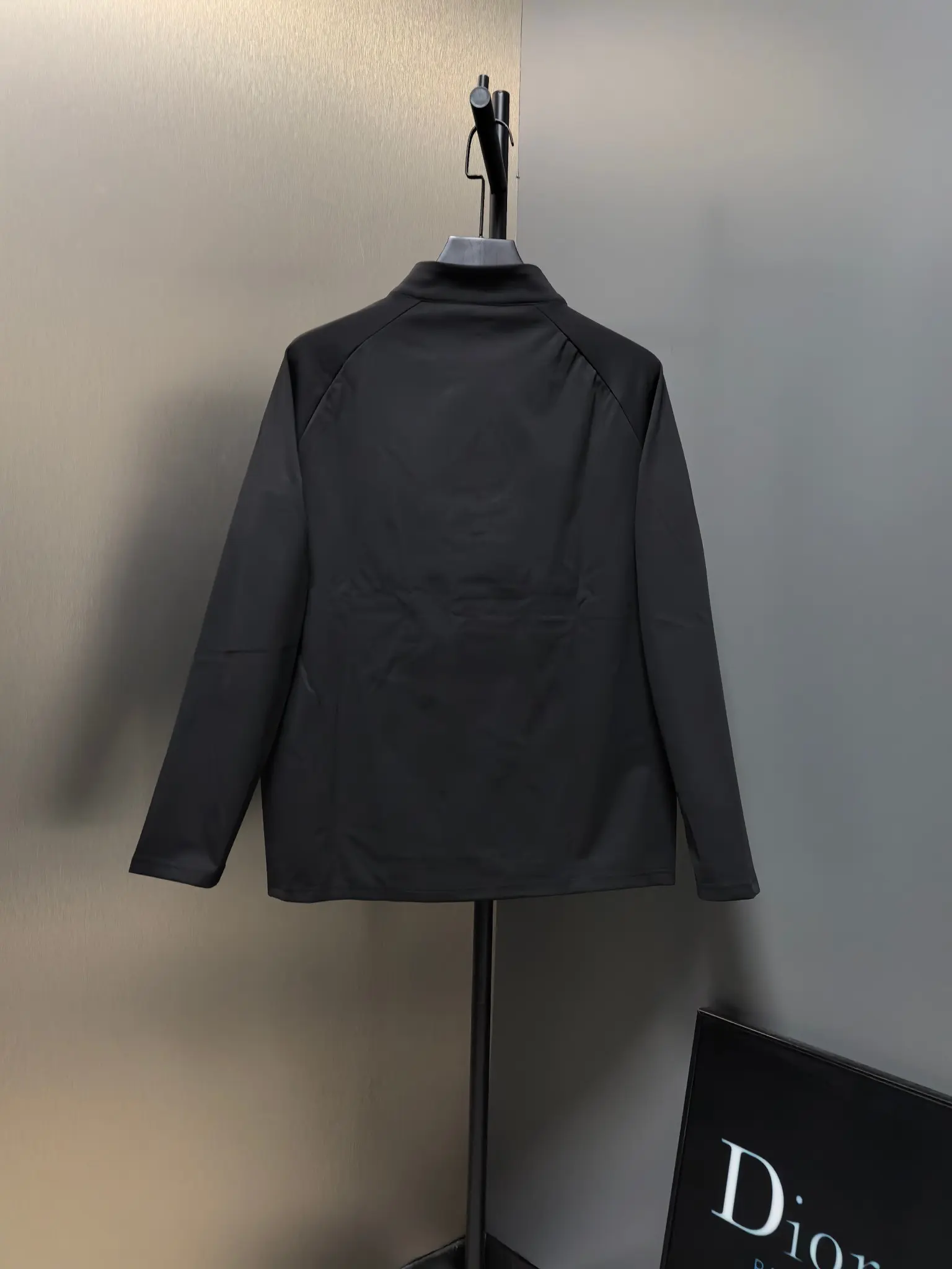 Half-Zip Technical Long-Sleeve Top D31022075 — view 6