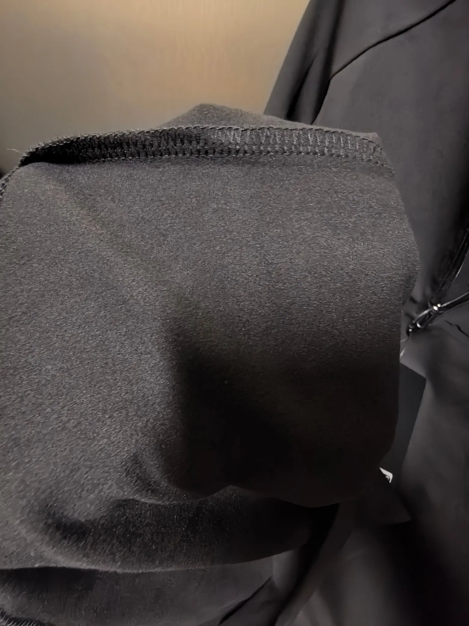 Half-Zip Technical Long-Sleeve Top D31022075 — view 8