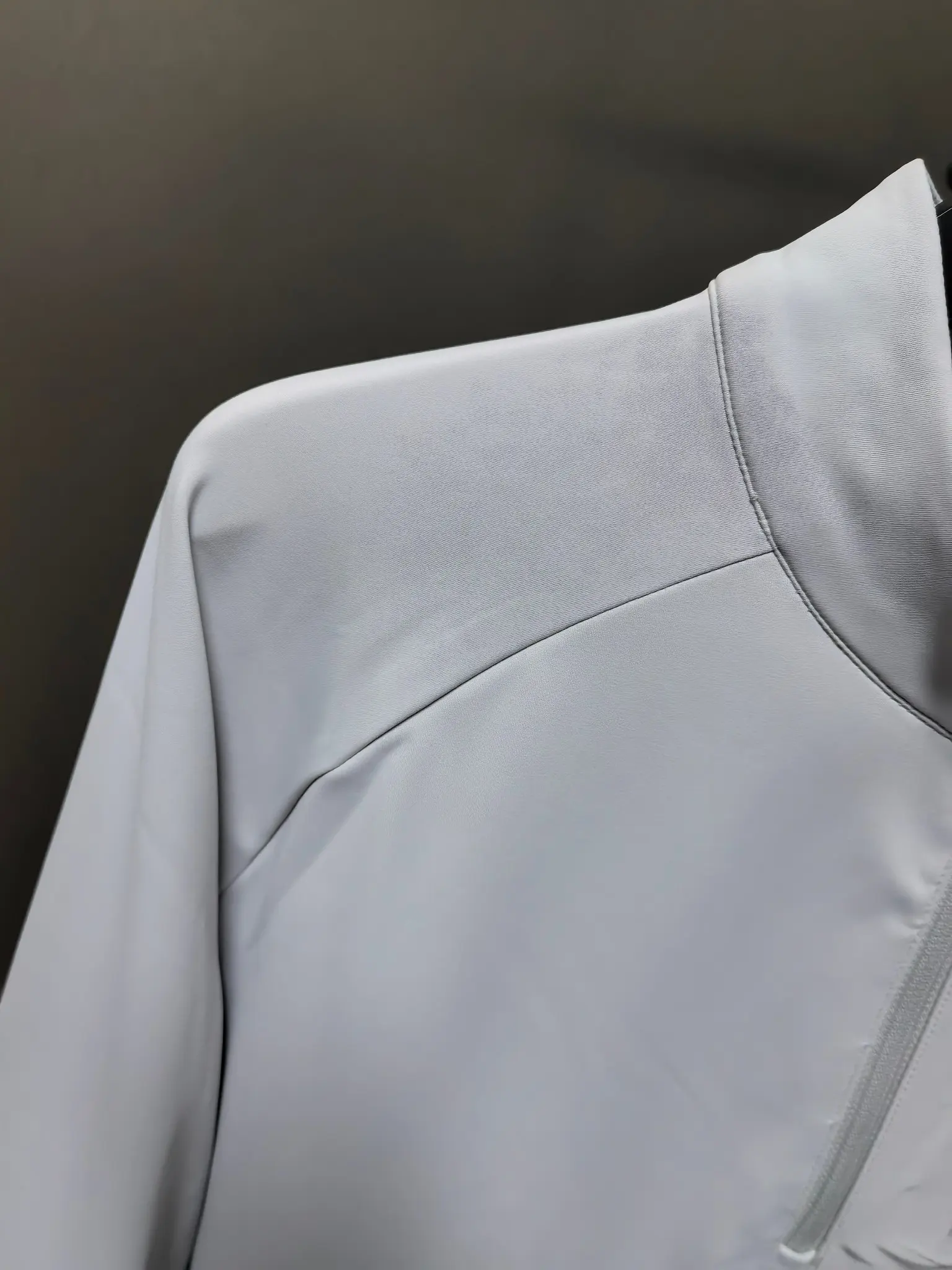 Half-Zip Long-Sleeve Performance Base Layer D31022072 — view 2