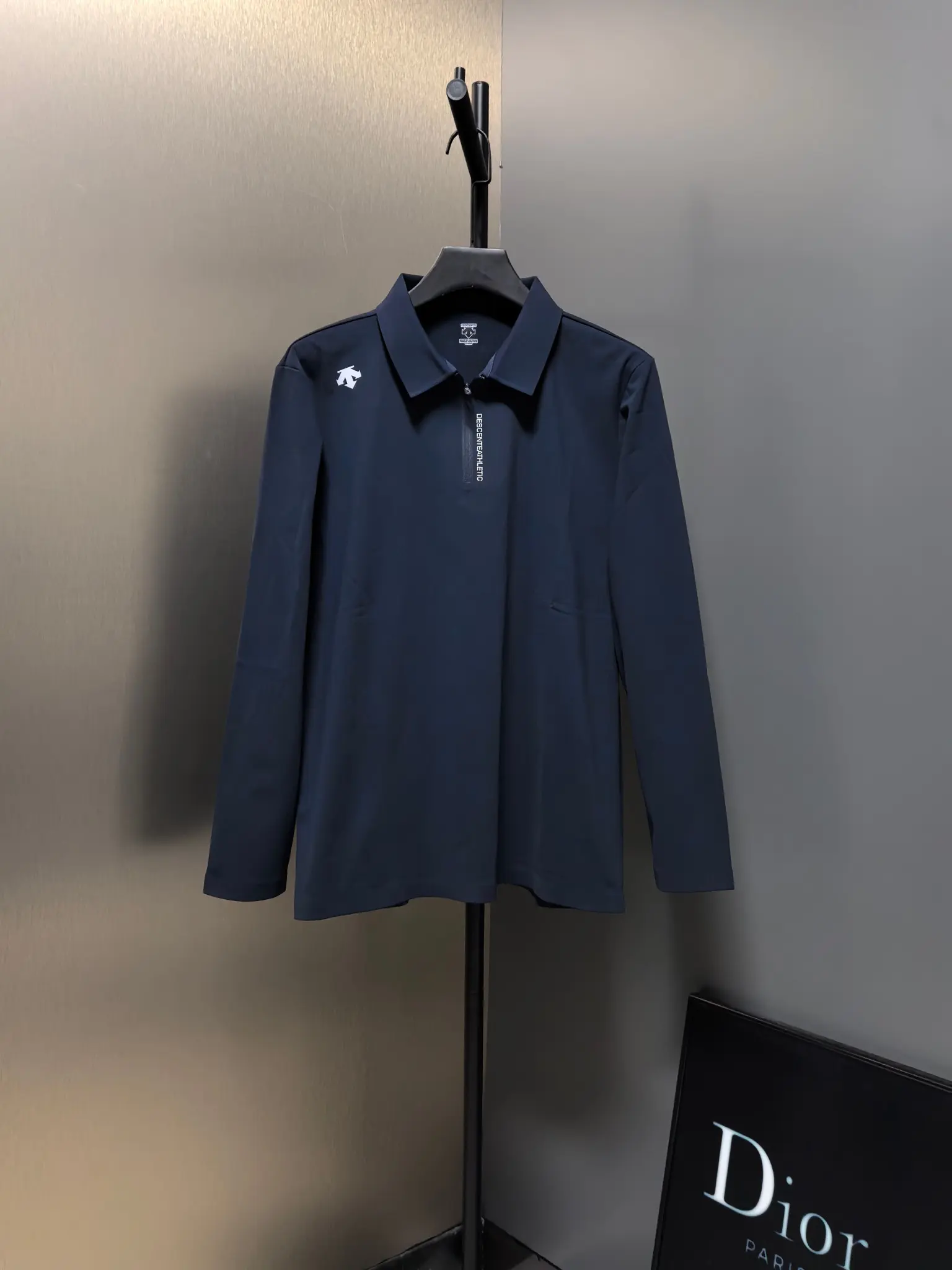 Long-Sleeve Half-Zip Polo Shirt D31022082