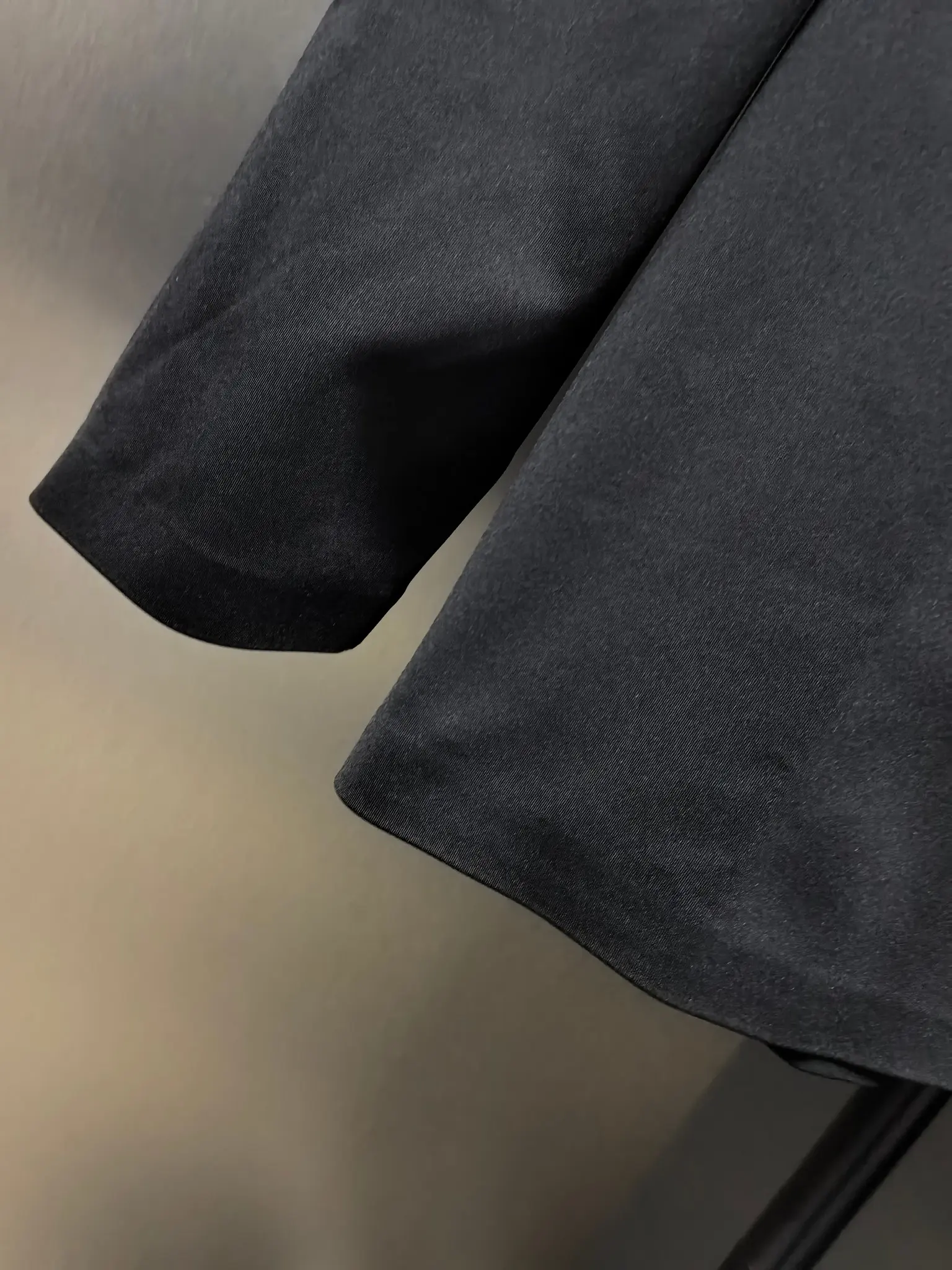 Long-Sleeved Half-Zip Polo Shirt D31022080 — view 5