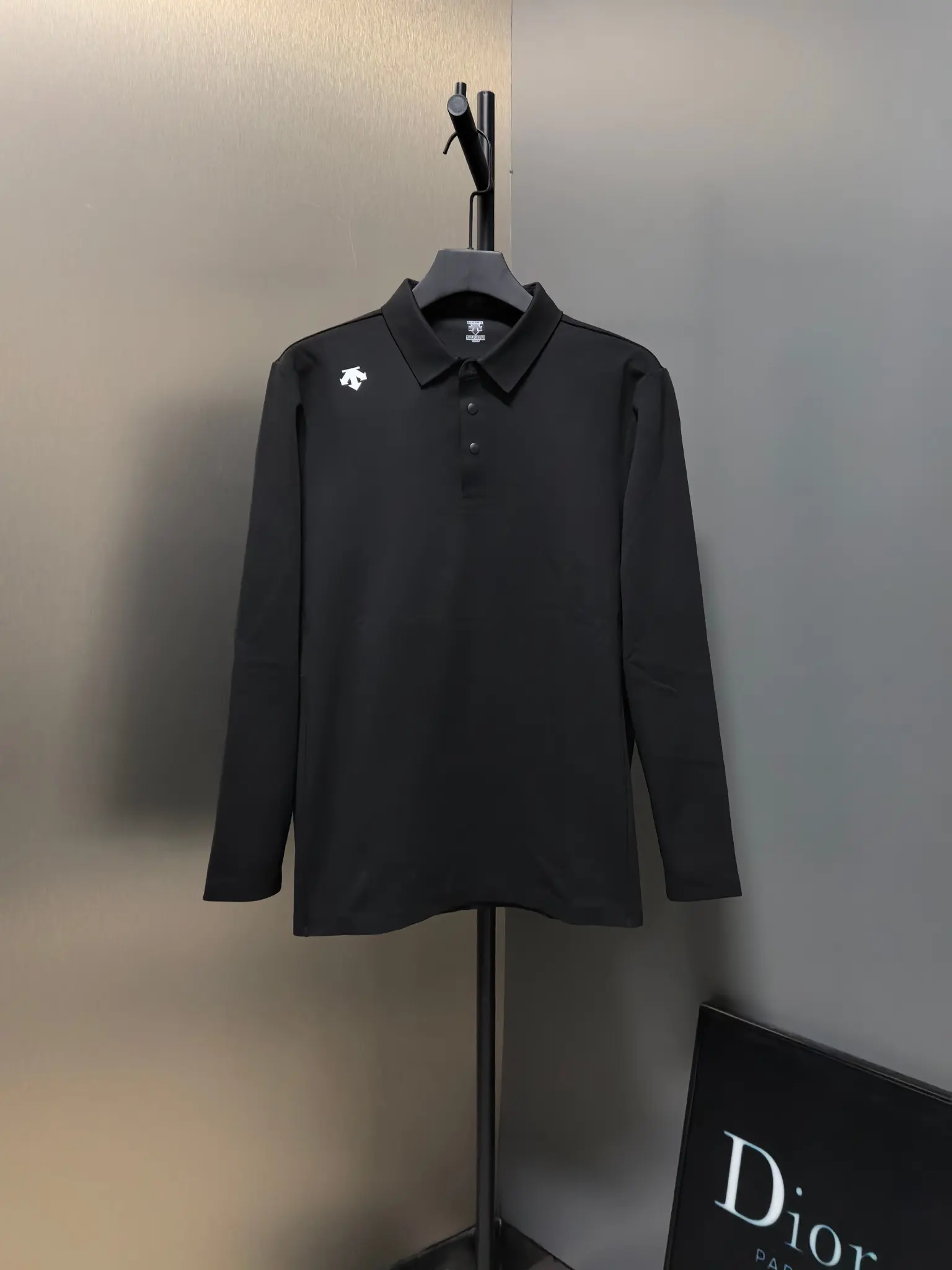 Long-Sleeve Performance Polo Shirt D31022076