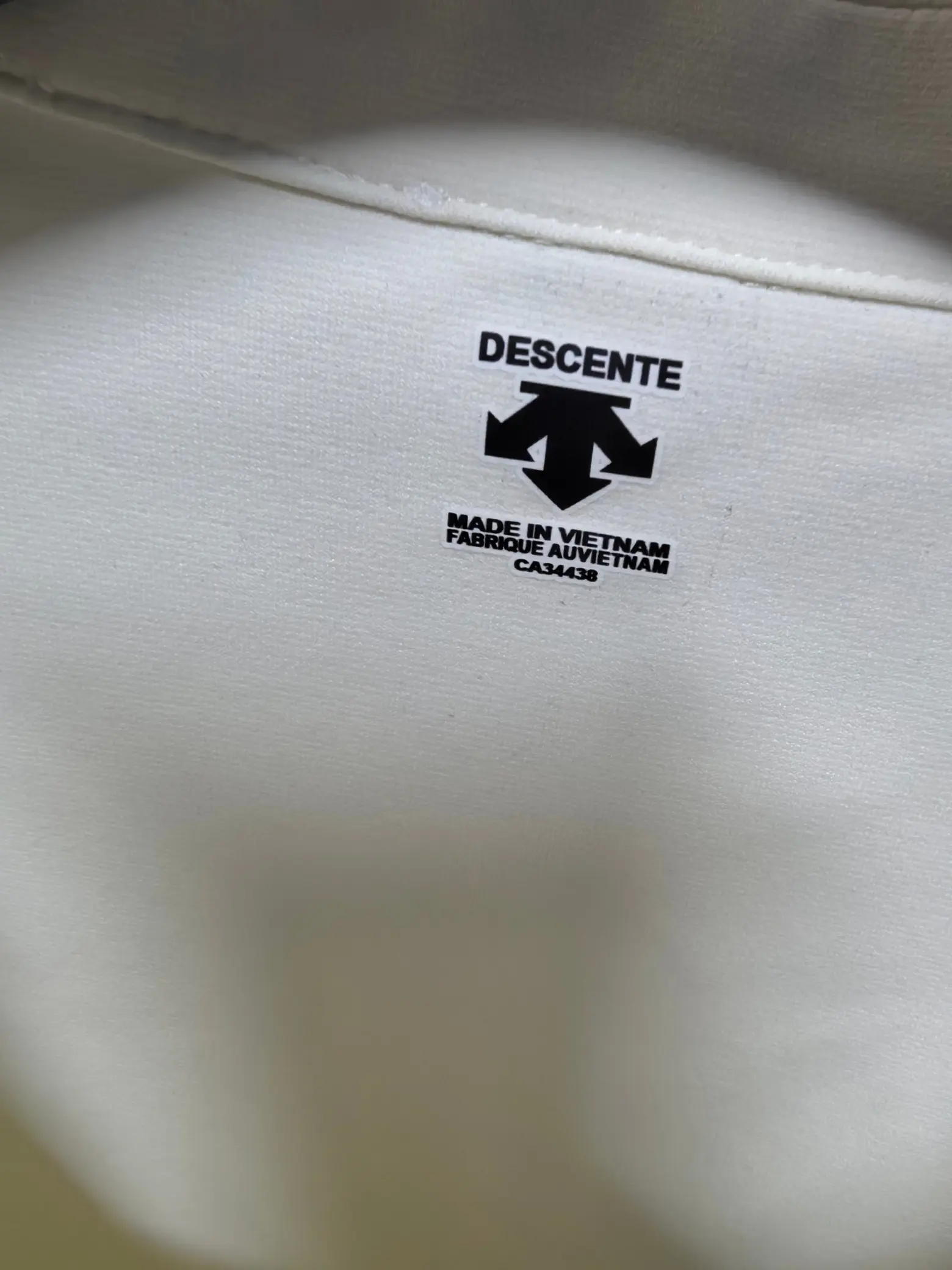 Long-Sleeve Performance Polo Shirt D31022077 — view 8