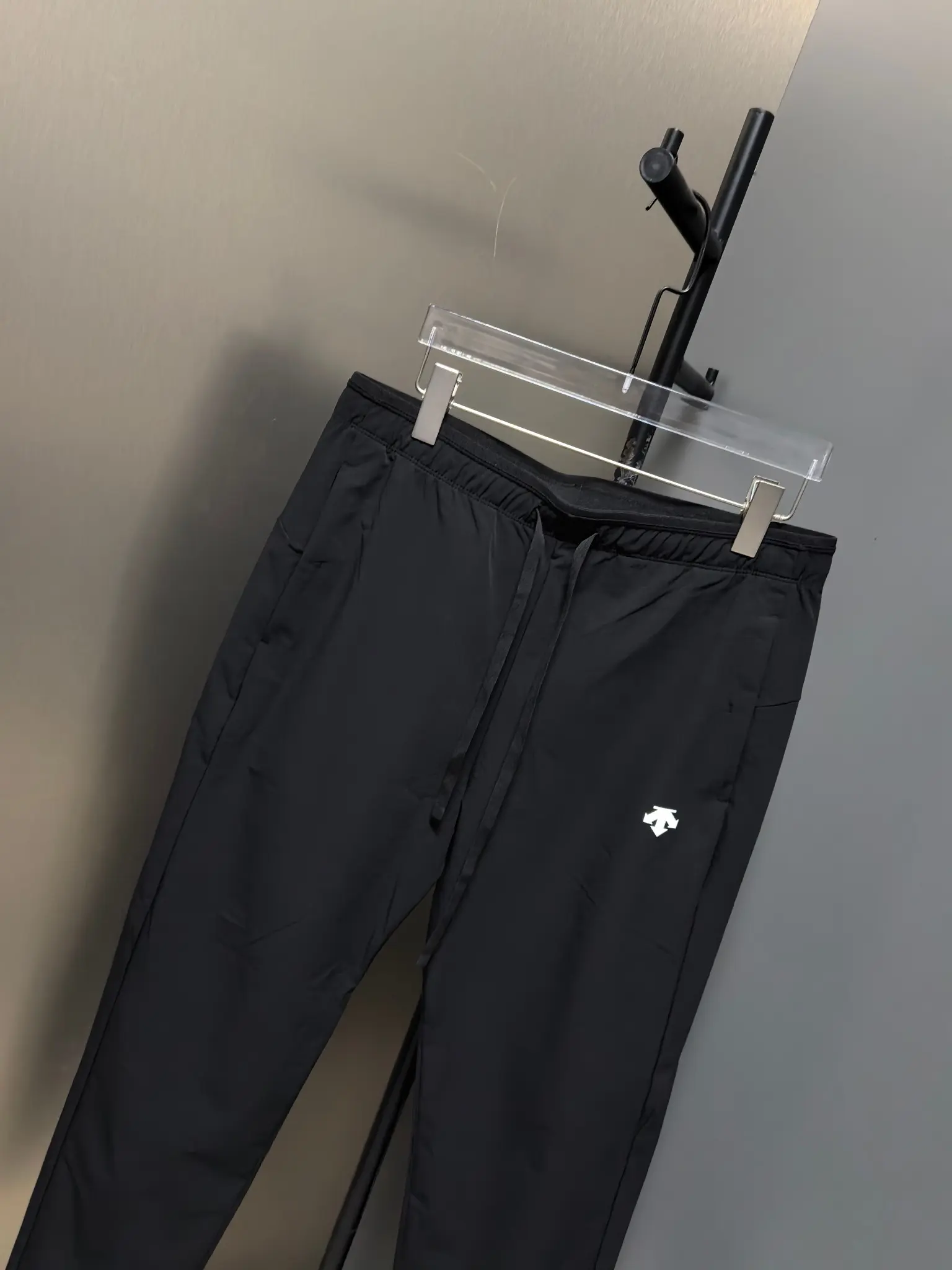 Descente Men's Outdoor Performance Trousers D31022112 — view 5