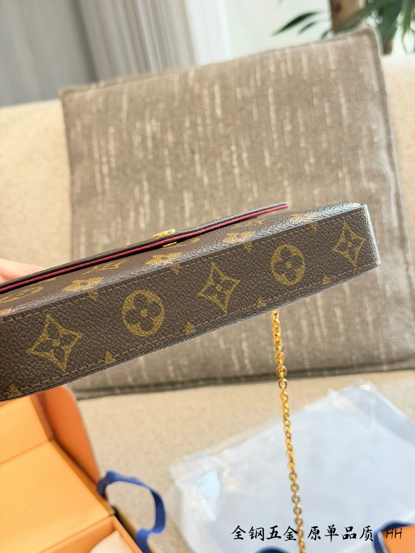 Félicie Pochette Monogram Canvas 3-in-1 Chain Bag D31018325 — view 5