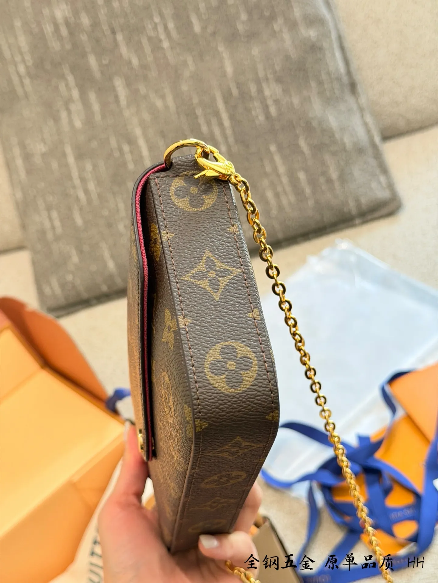Félicie Pochette Monogram Canvas 3-in-1 Chain Bag D31018325 — view 6