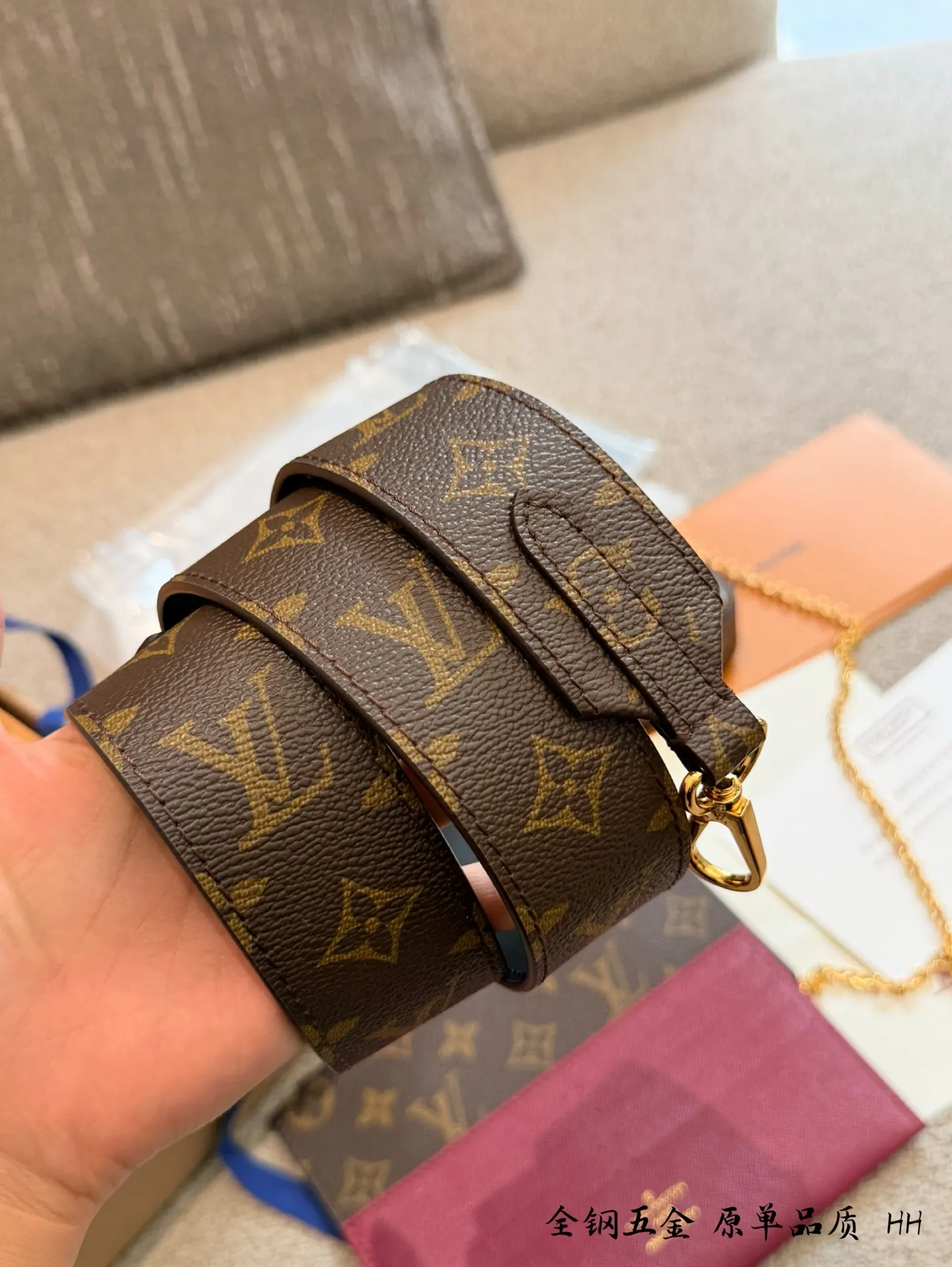 Félicie Pochette Monogram Canvas 3-in-1 Chain Bag D31018325 — view 9