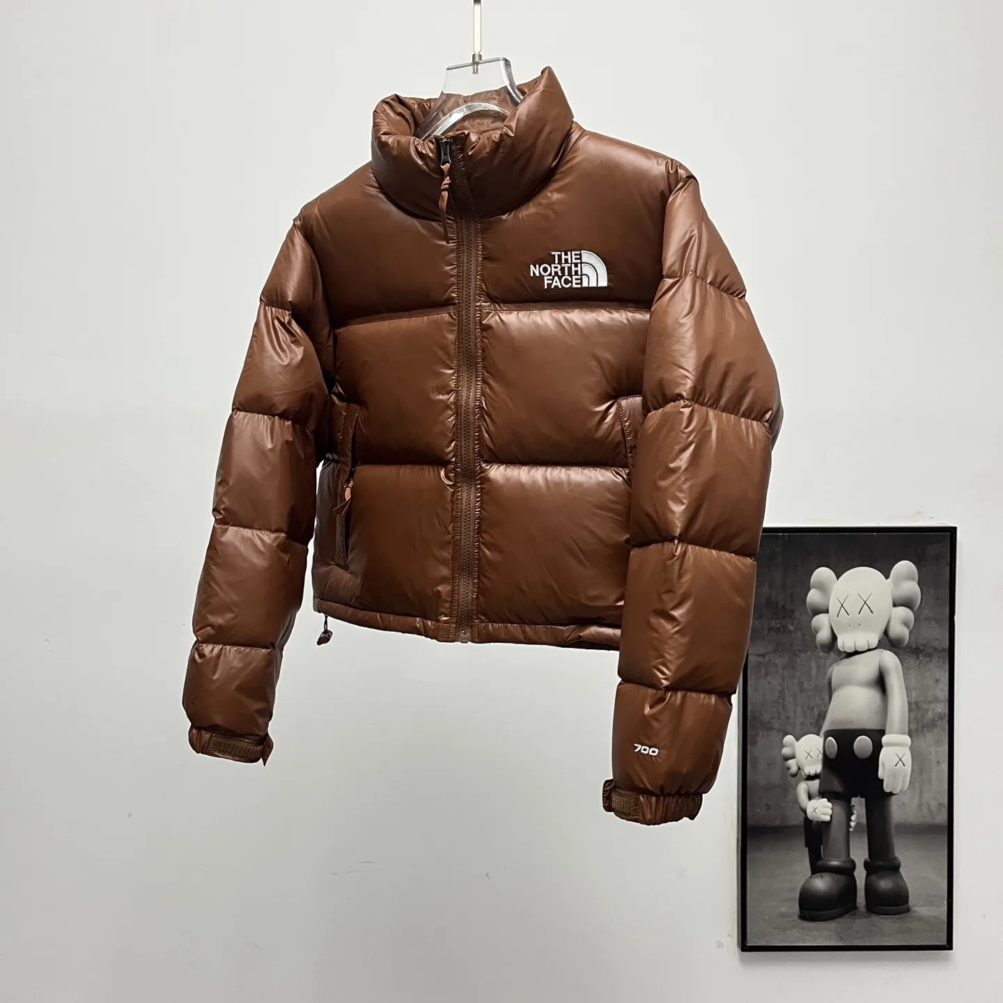 Nuptse Cropped Down-Filled Puffer Jacket D31020250 — view 2